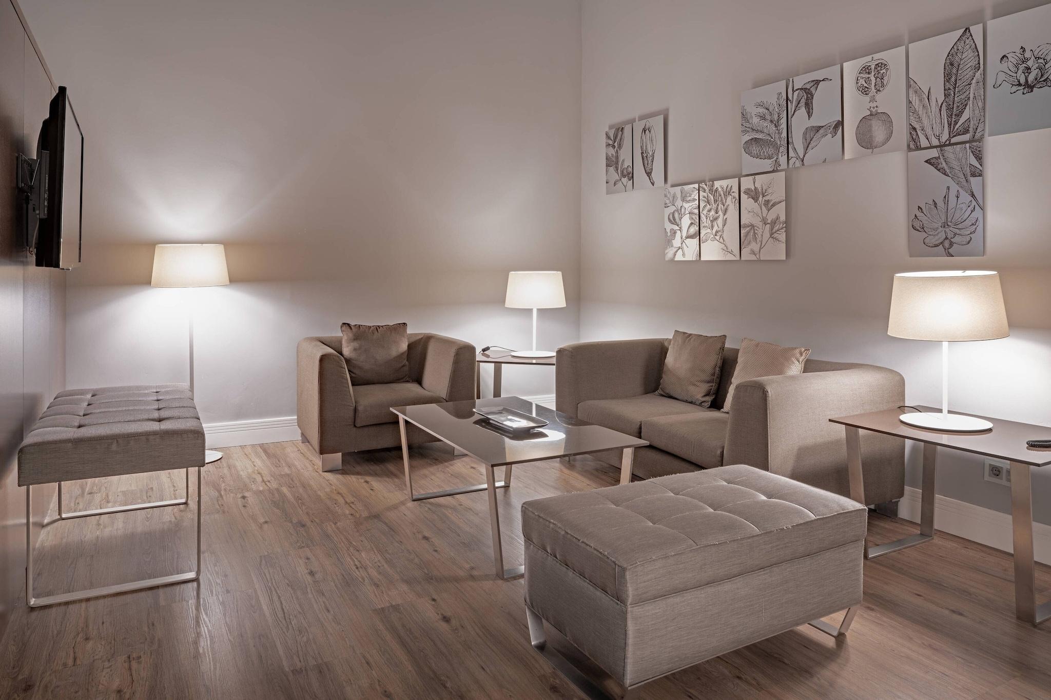 Junior Suite King Bed Non Smoking