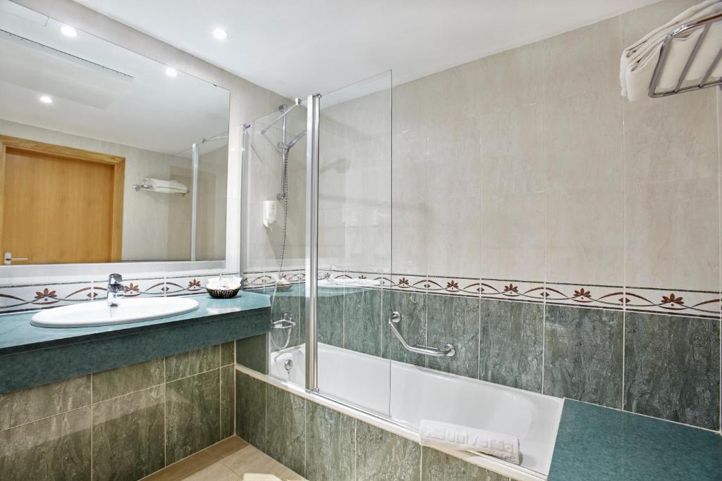 Double or Twin Superior Sea View