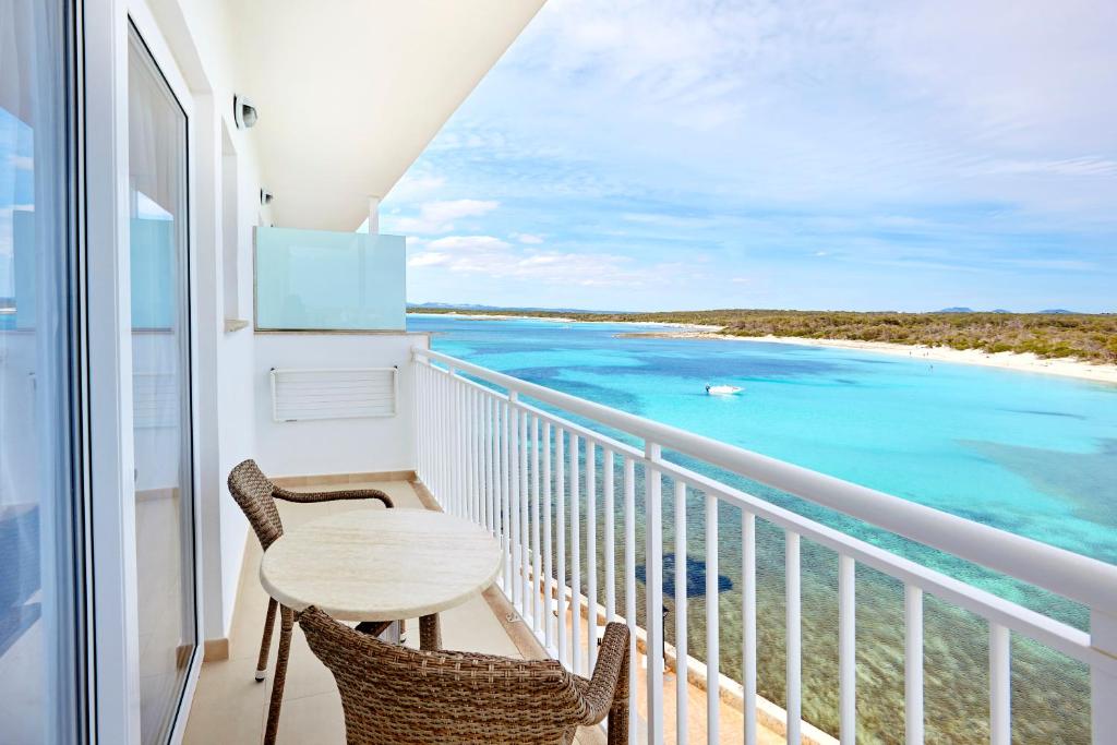 Double or Twin Superior Sea View