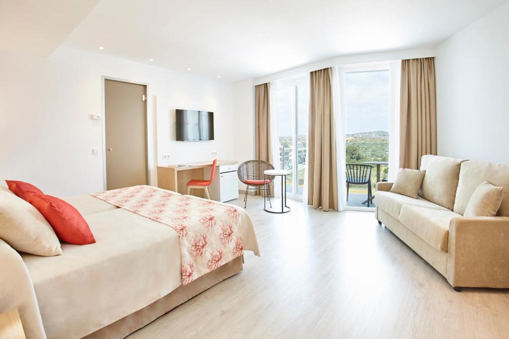 Family Room Standard