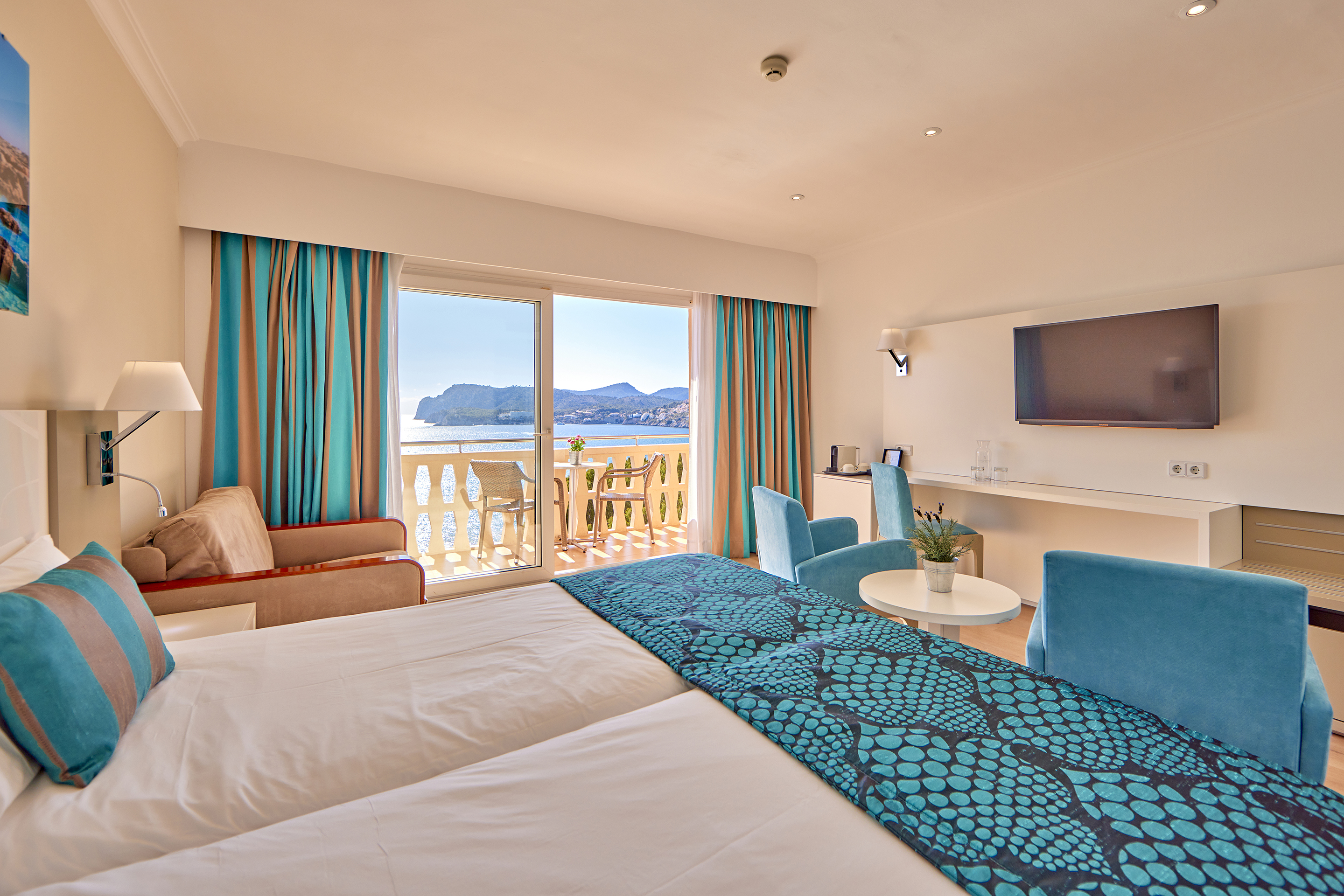 Double Superior Sea View