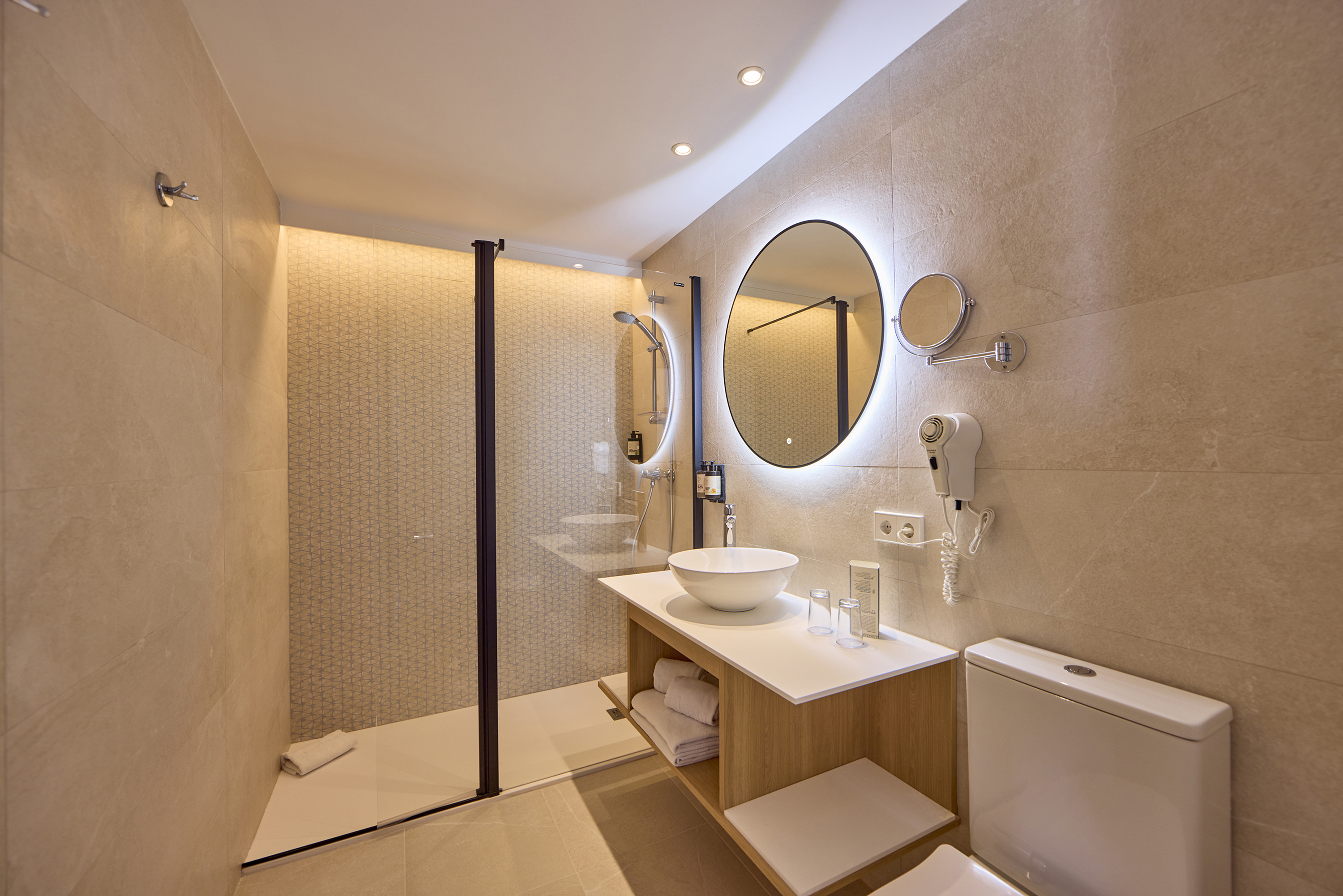 Double or Twin Pool View