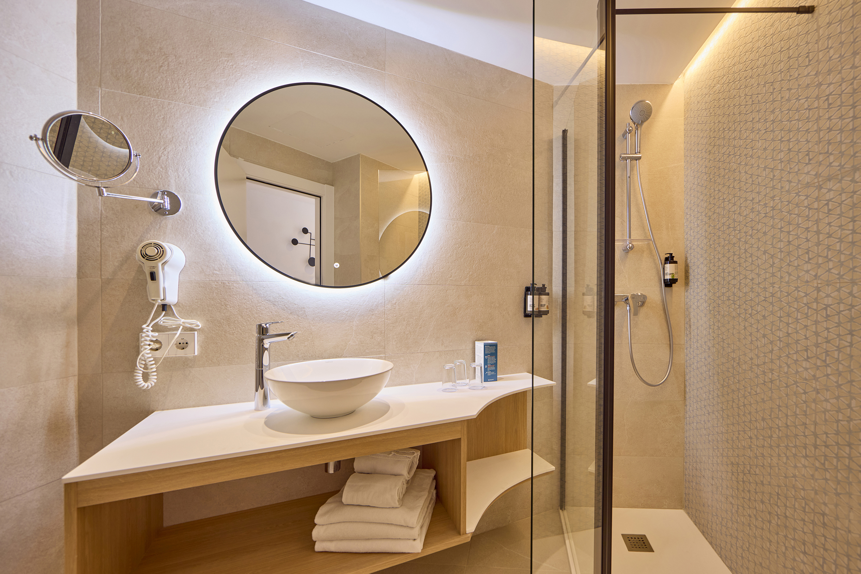 Double or Twin Pool View