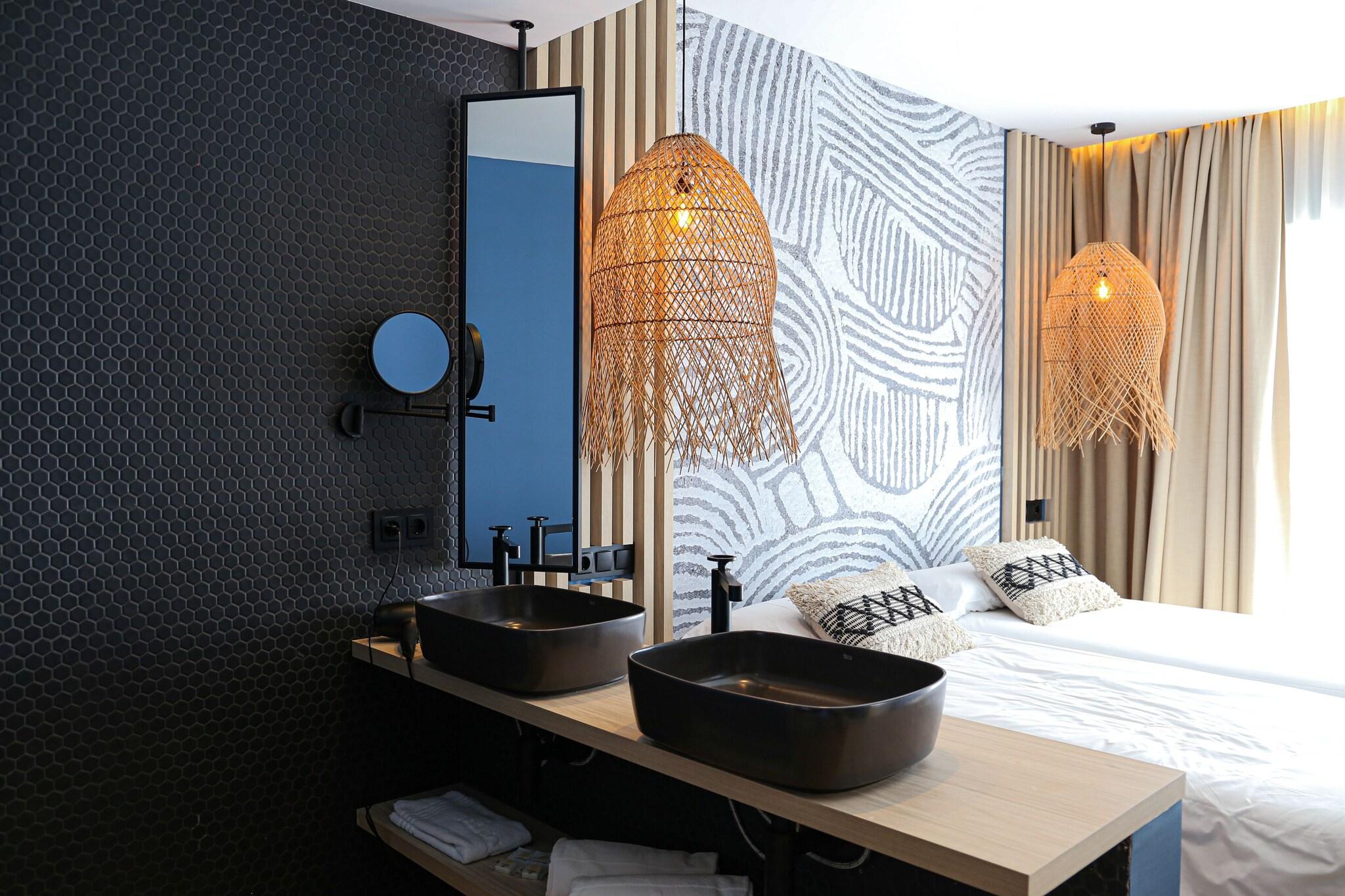 Suite with Double Bed