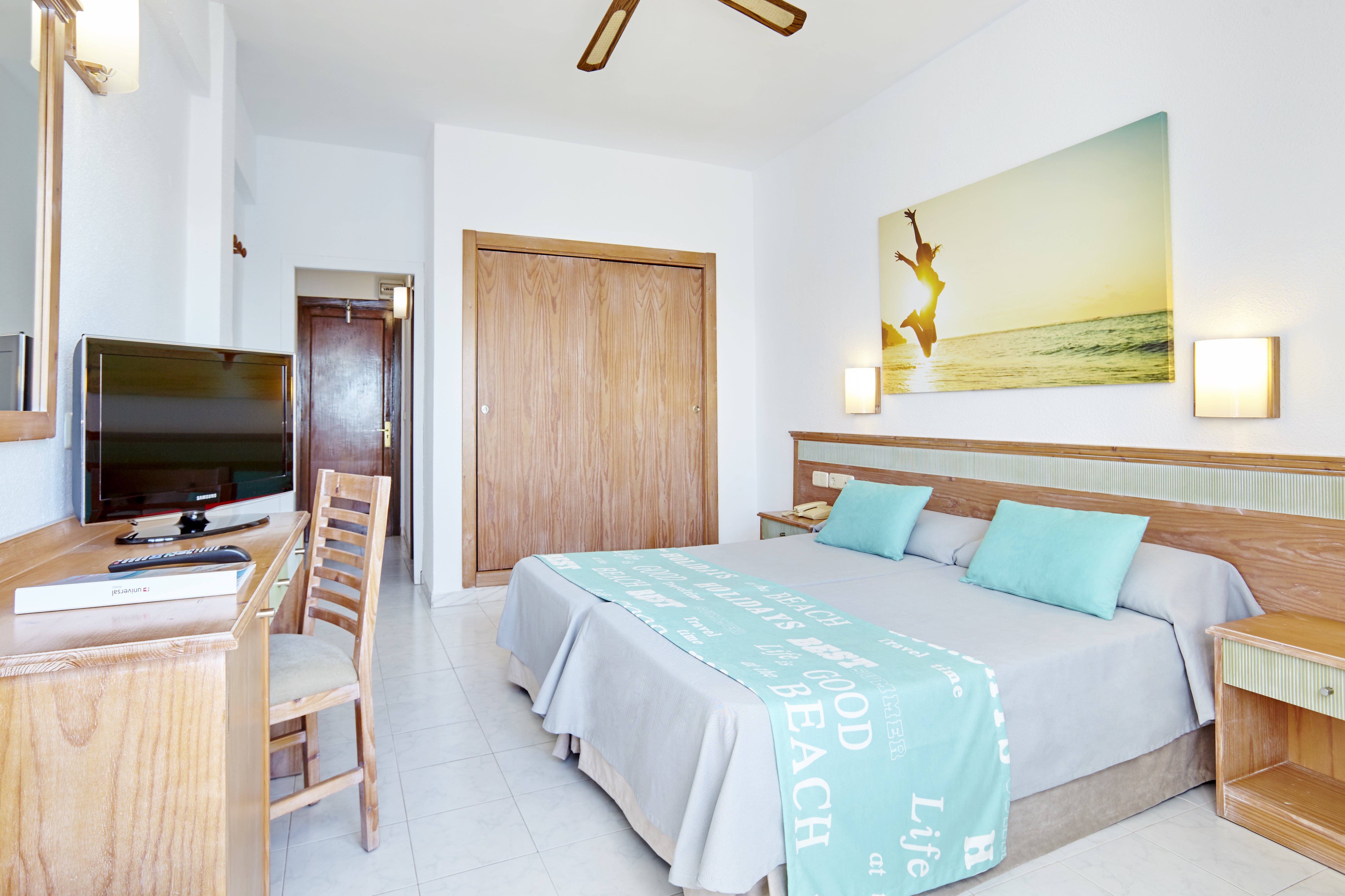 Double or Twin Standard