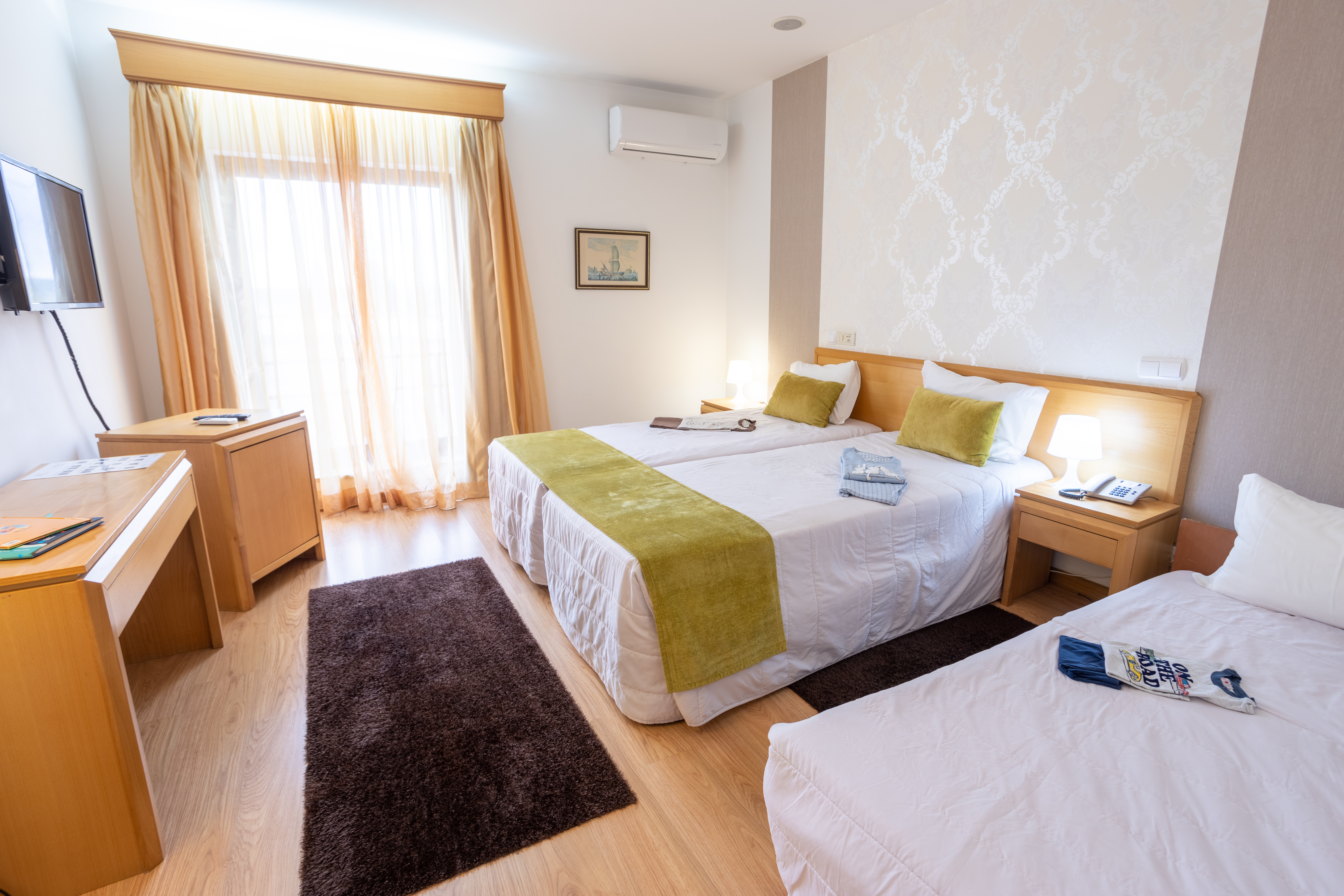 Double or Twin Standard