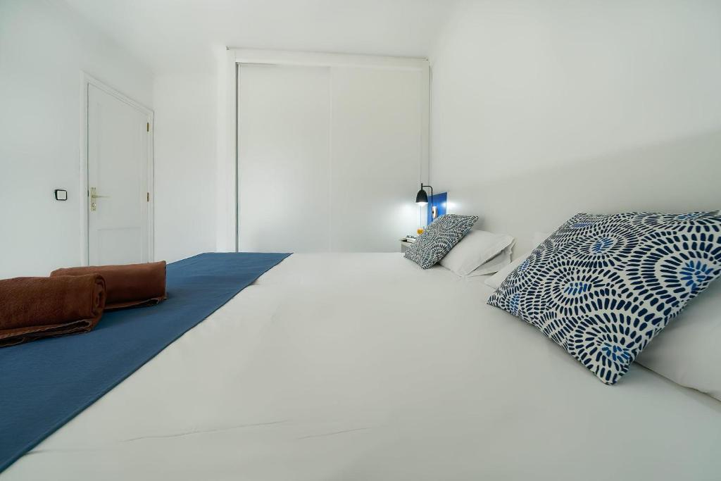 Apartment Capacity 1