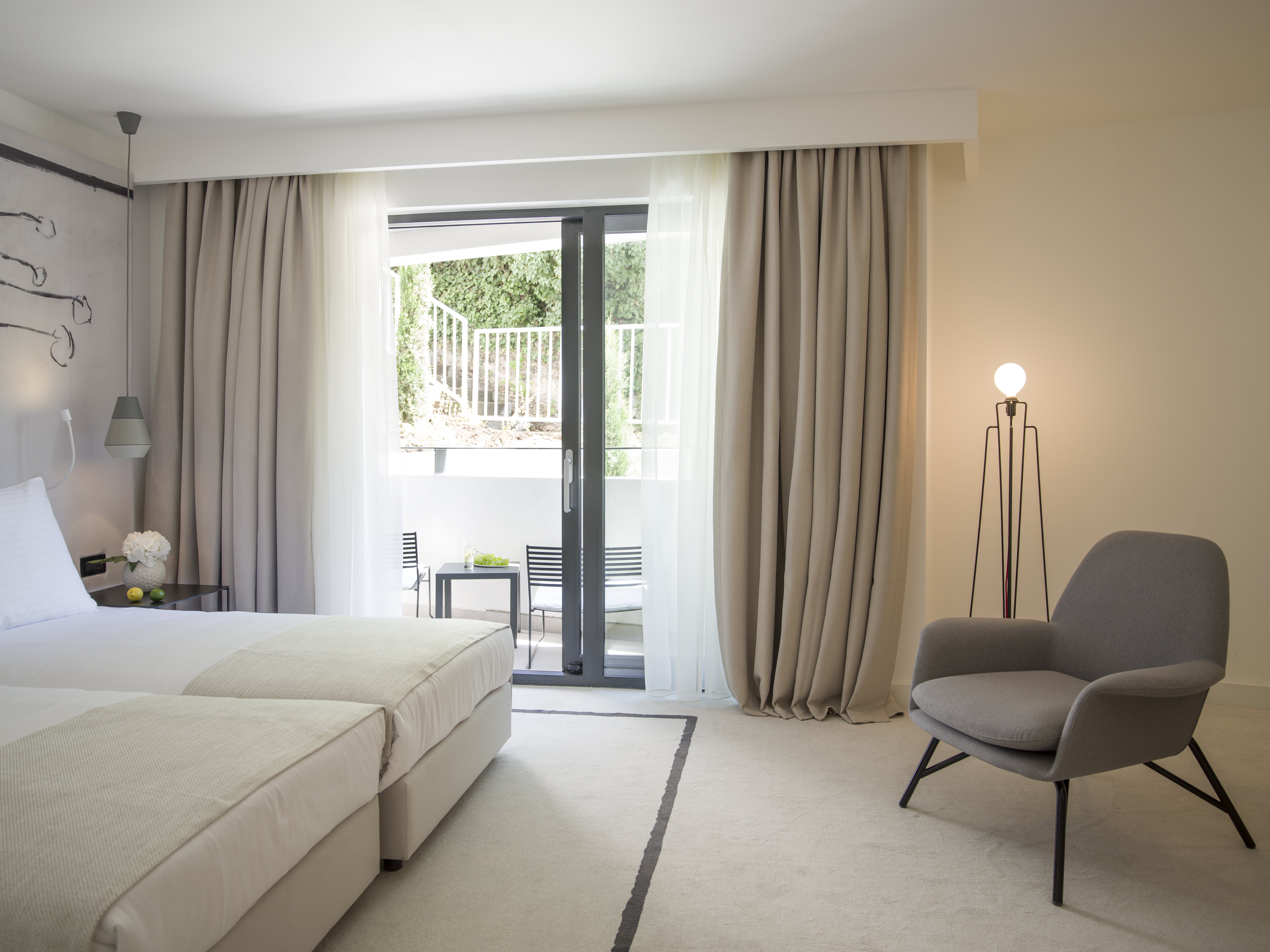 Double Single Classic with Balcony