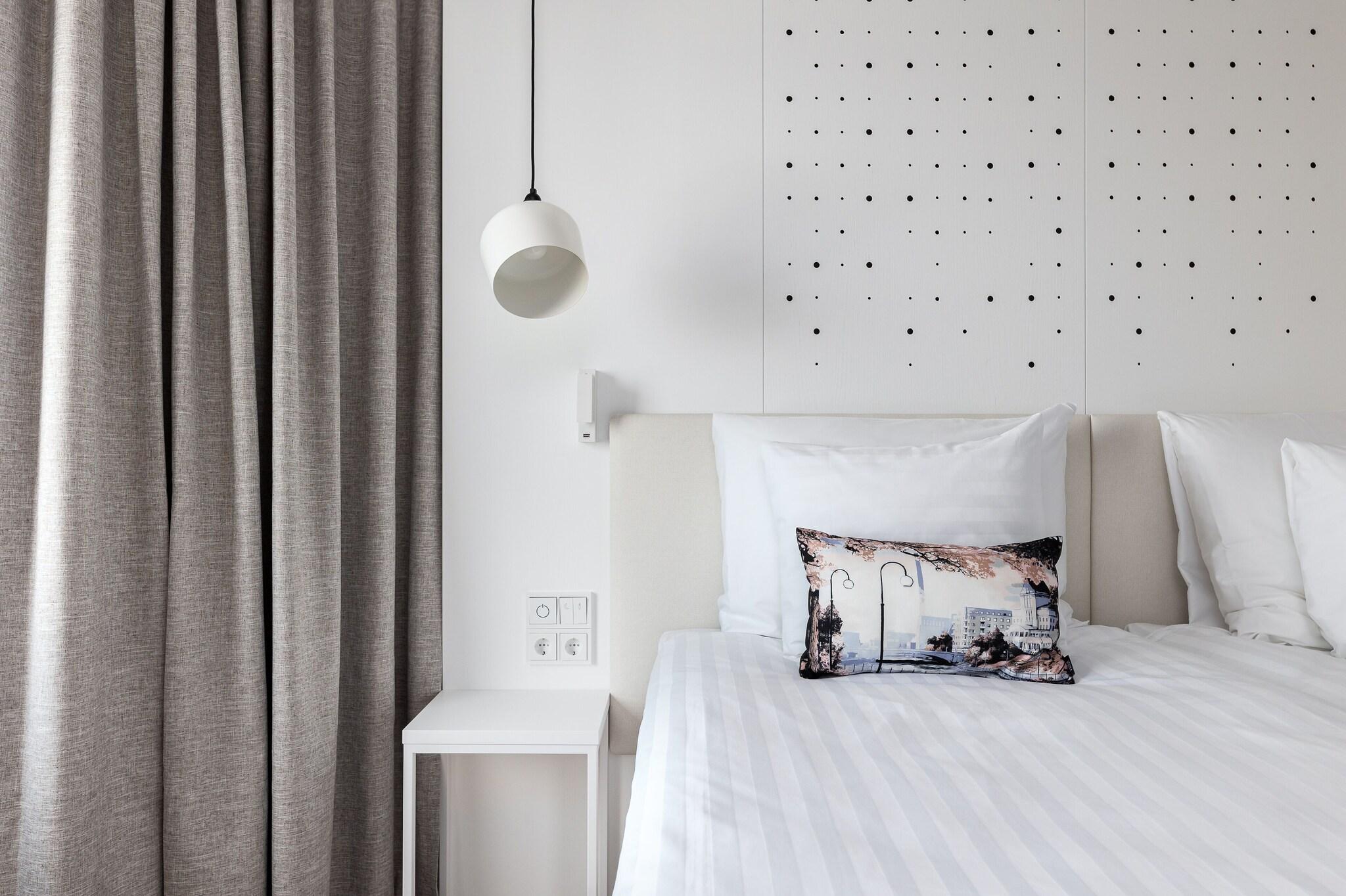 Double Superior King Bed