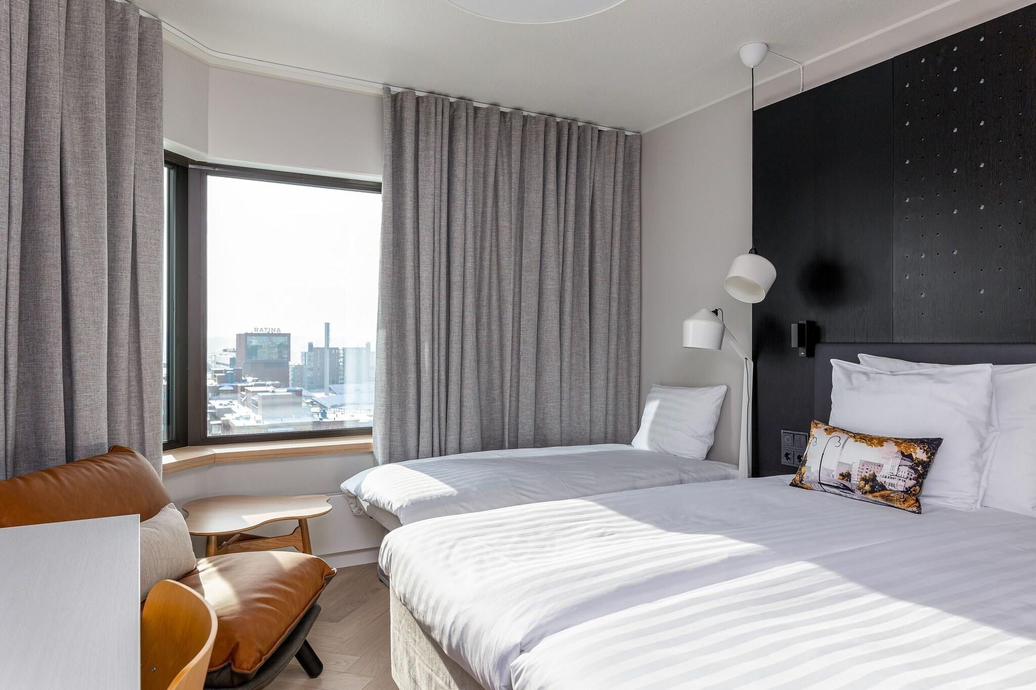 Double King Size Bed