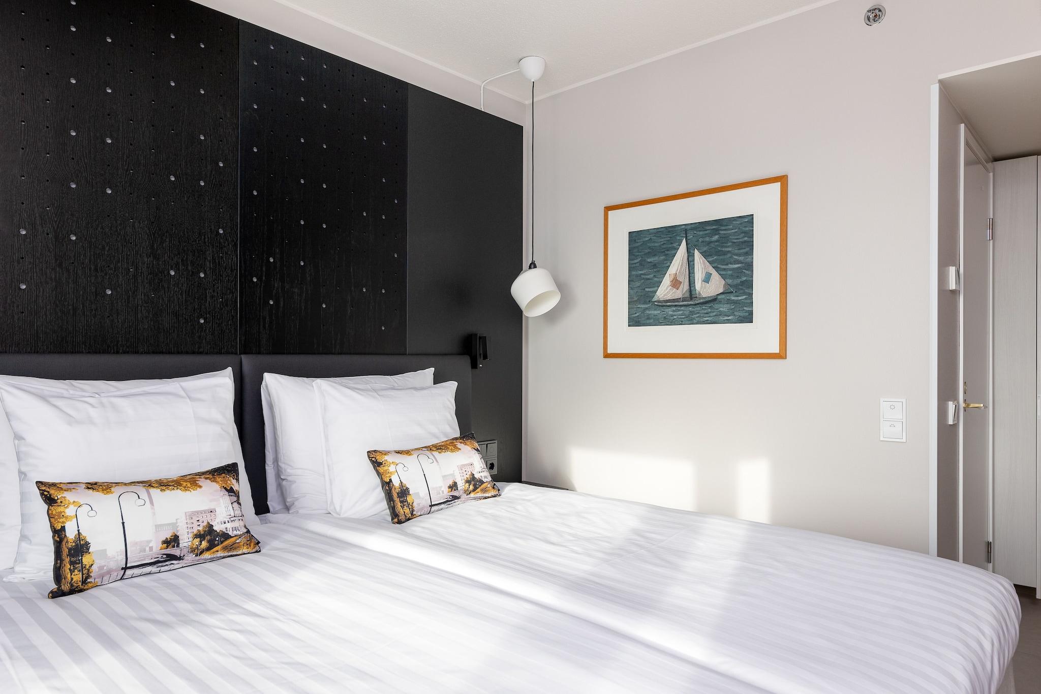 Double King Size Bed