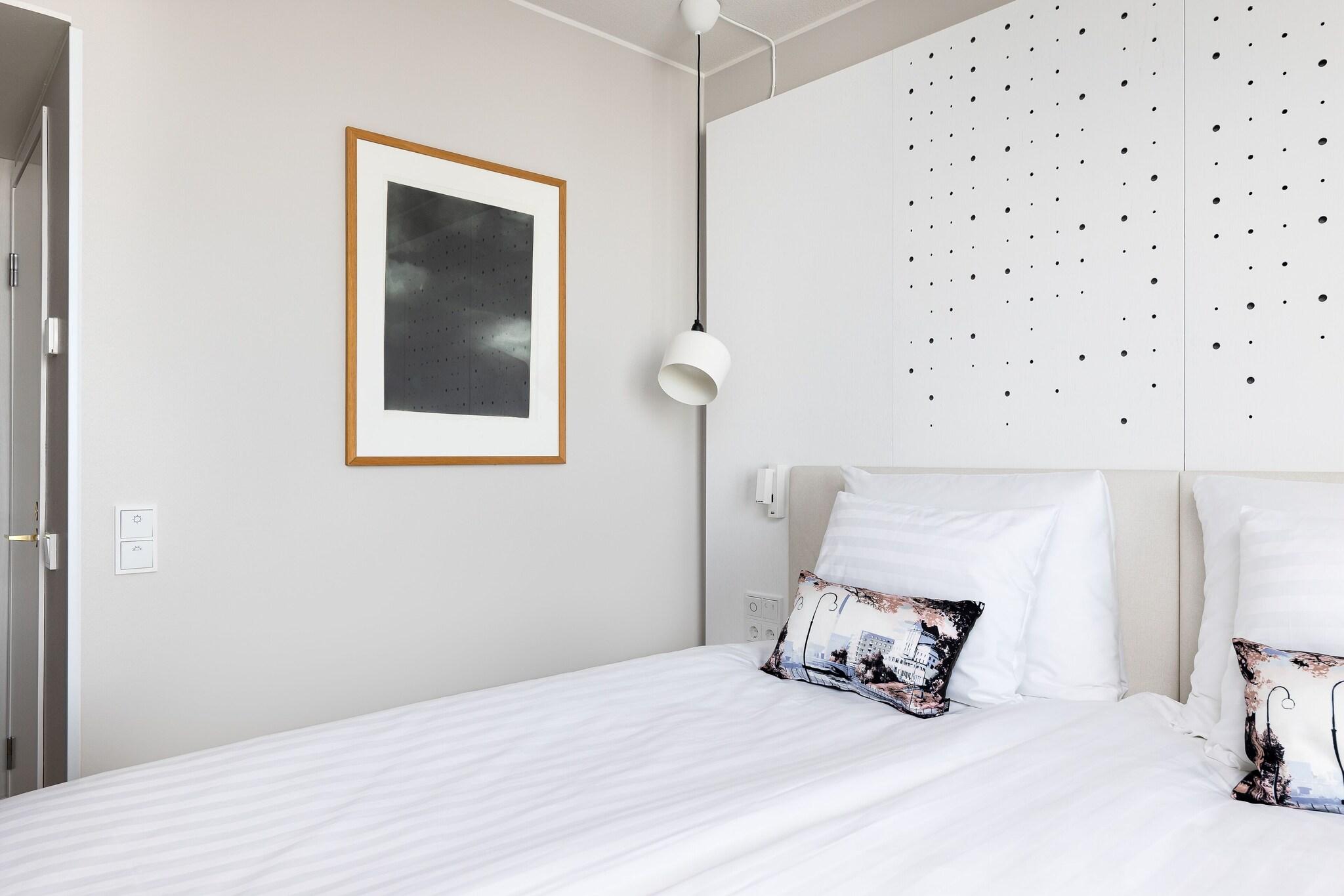 Double Superior King Bed