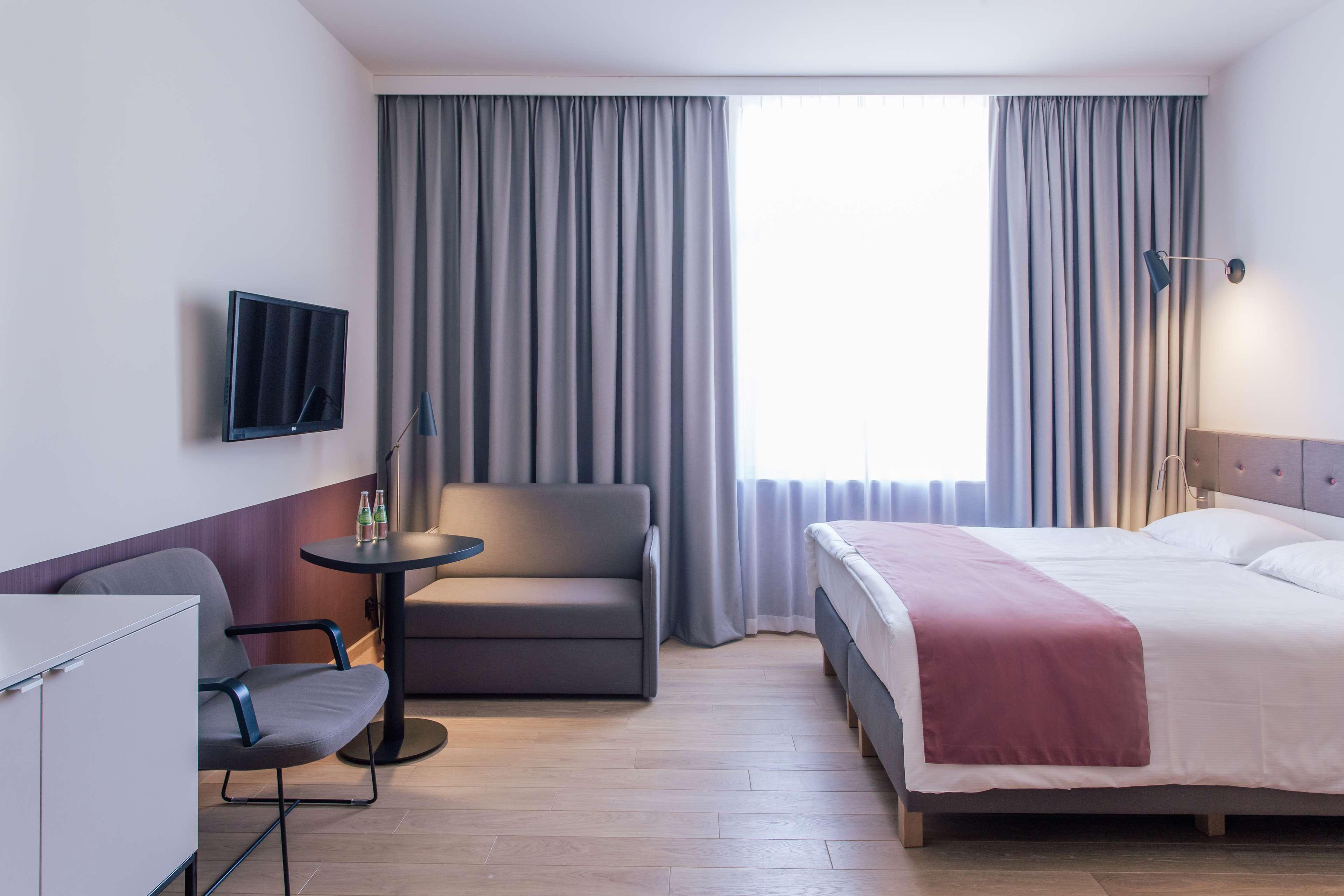 Double Single Superior