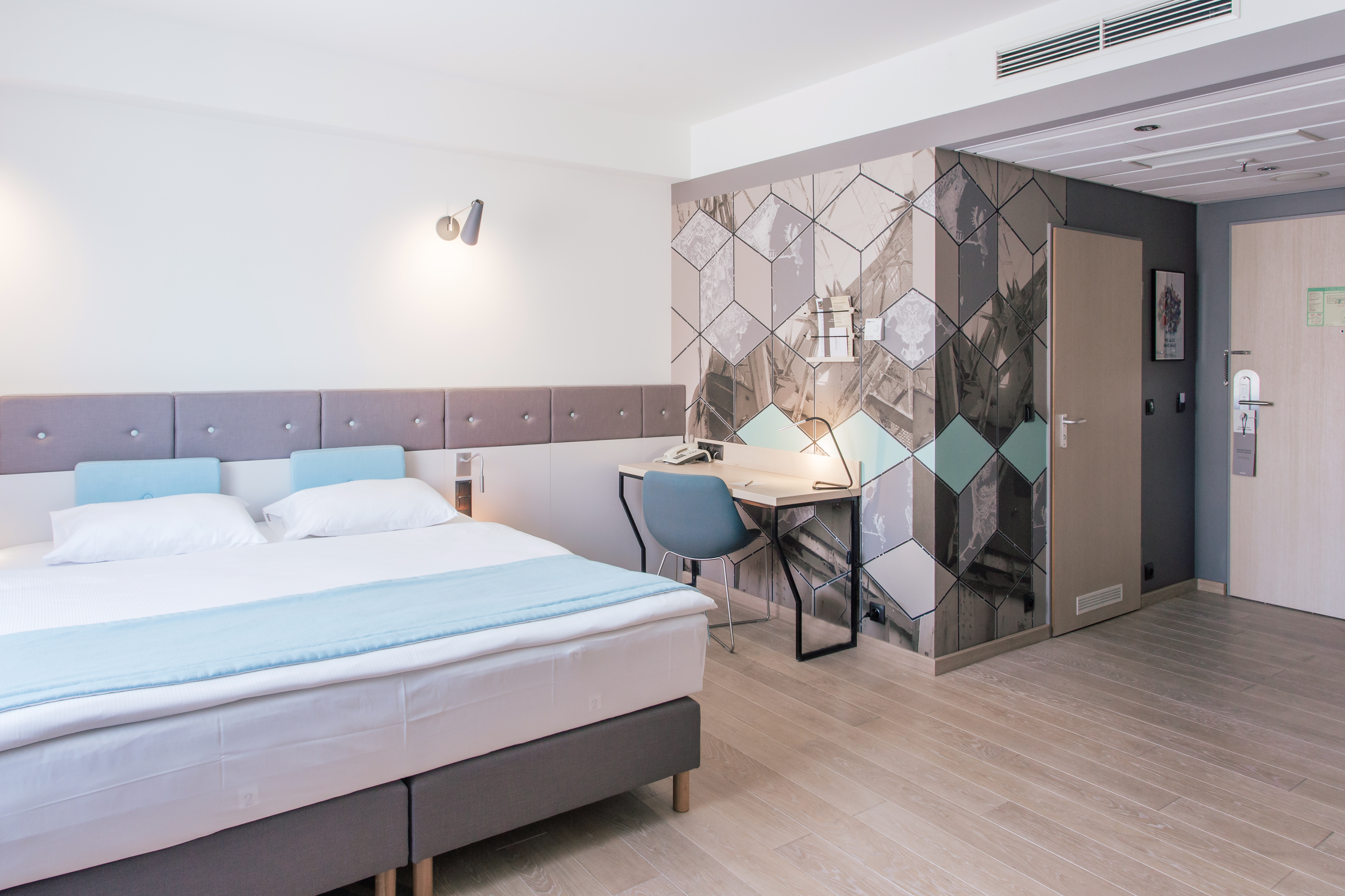 Double Single Superior