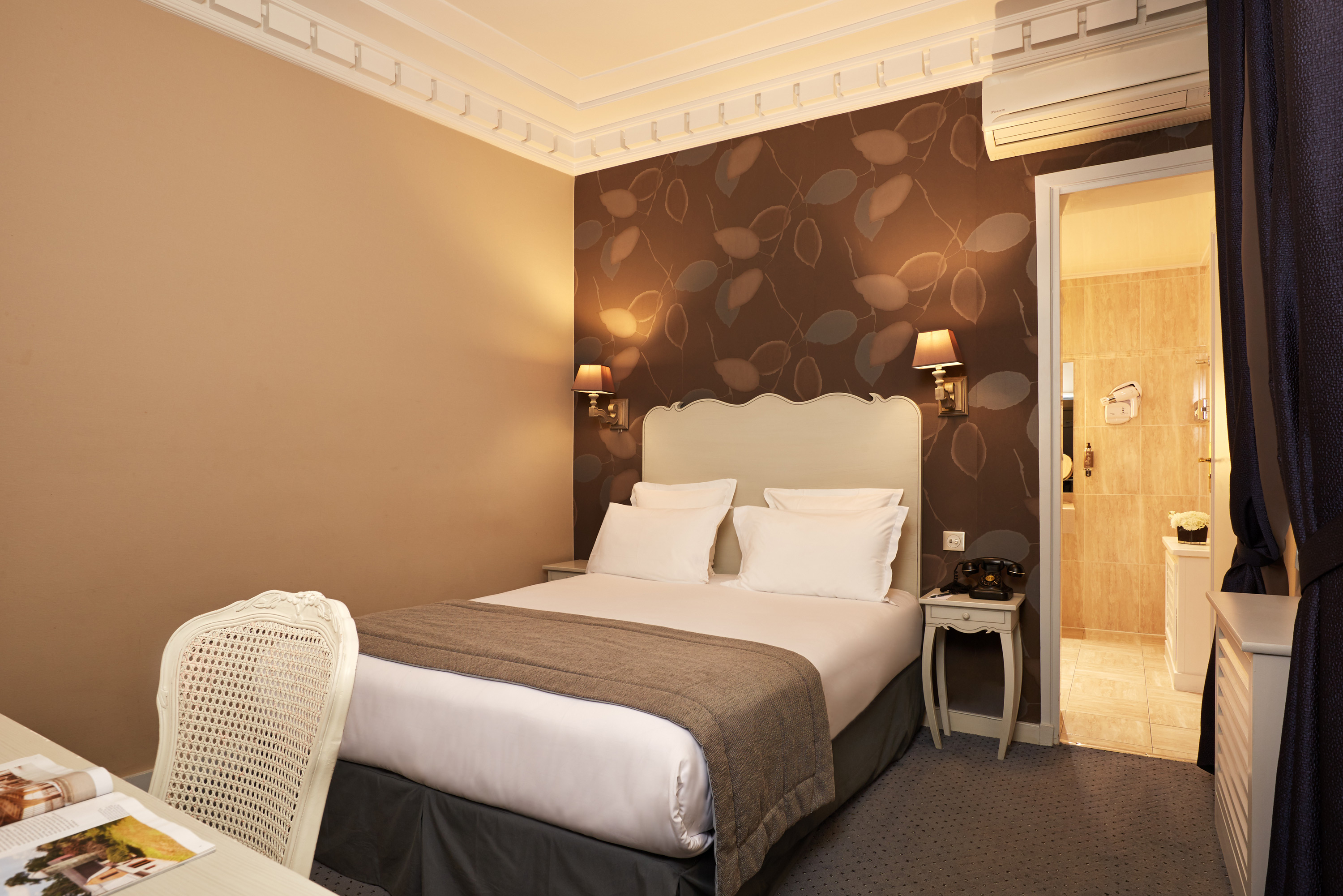 Double or Twin Standard