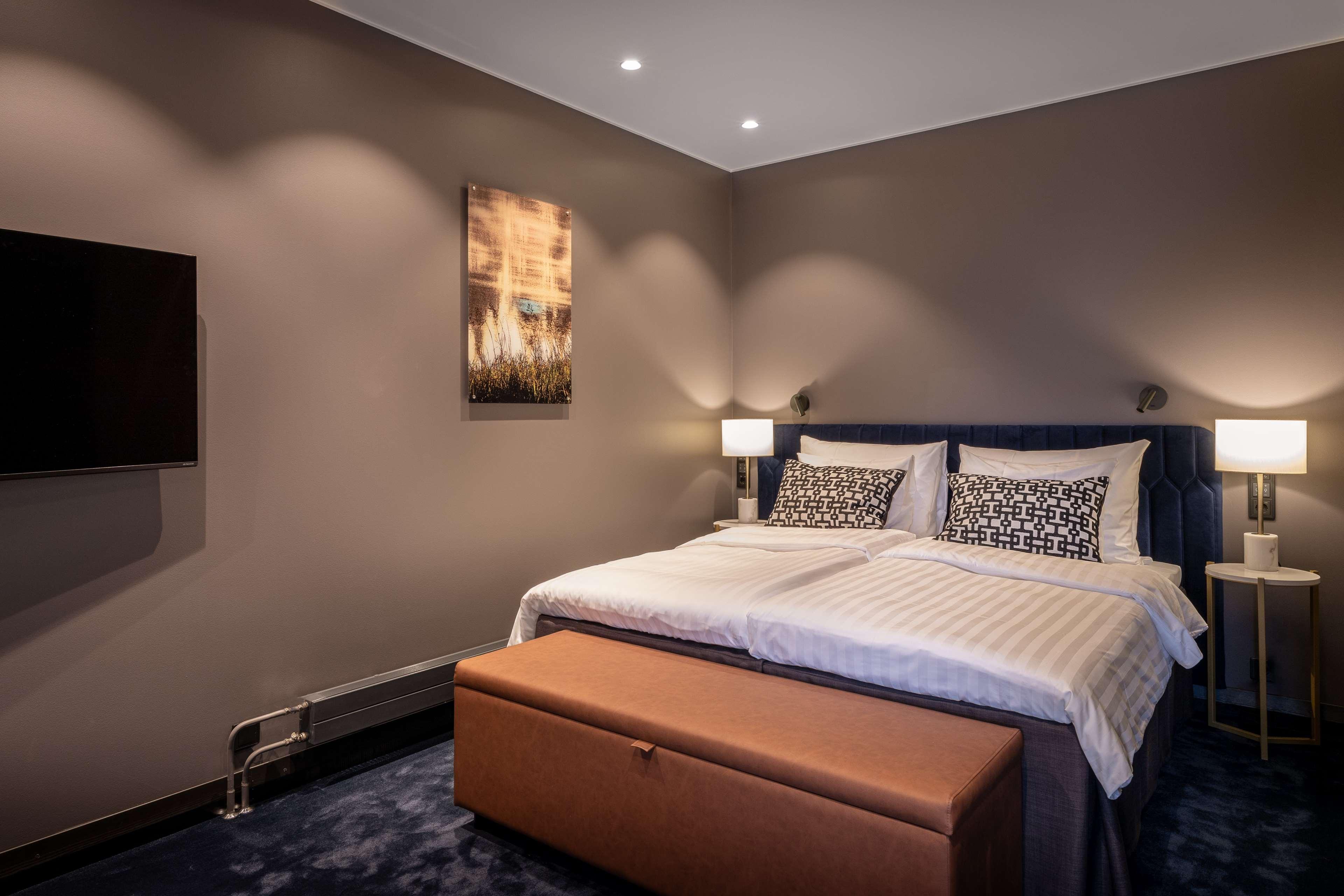 Double Single Superior