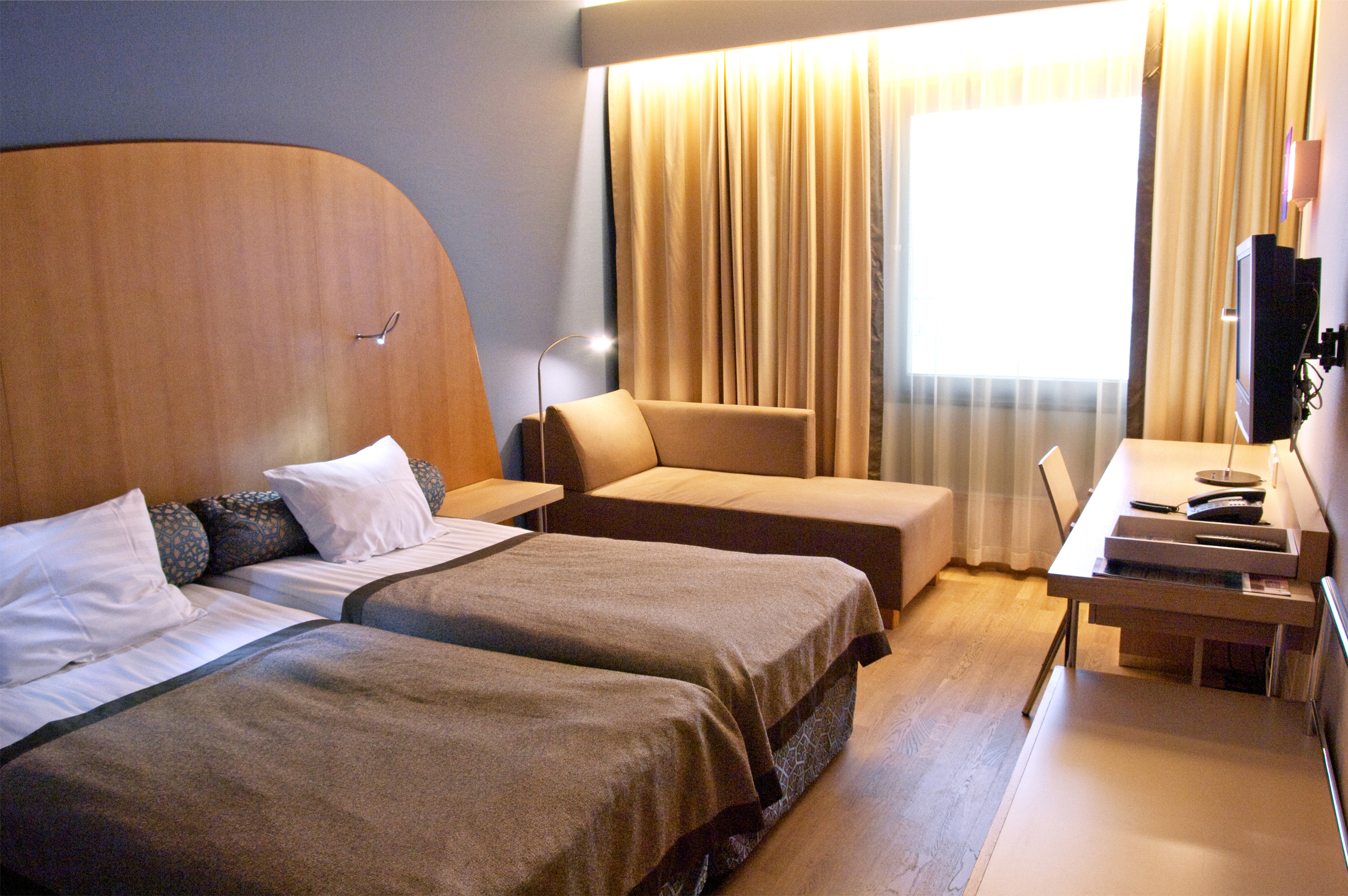 Double or Twin Standard