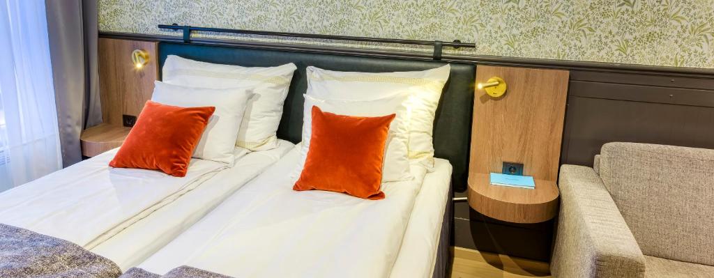 Family Room Standard