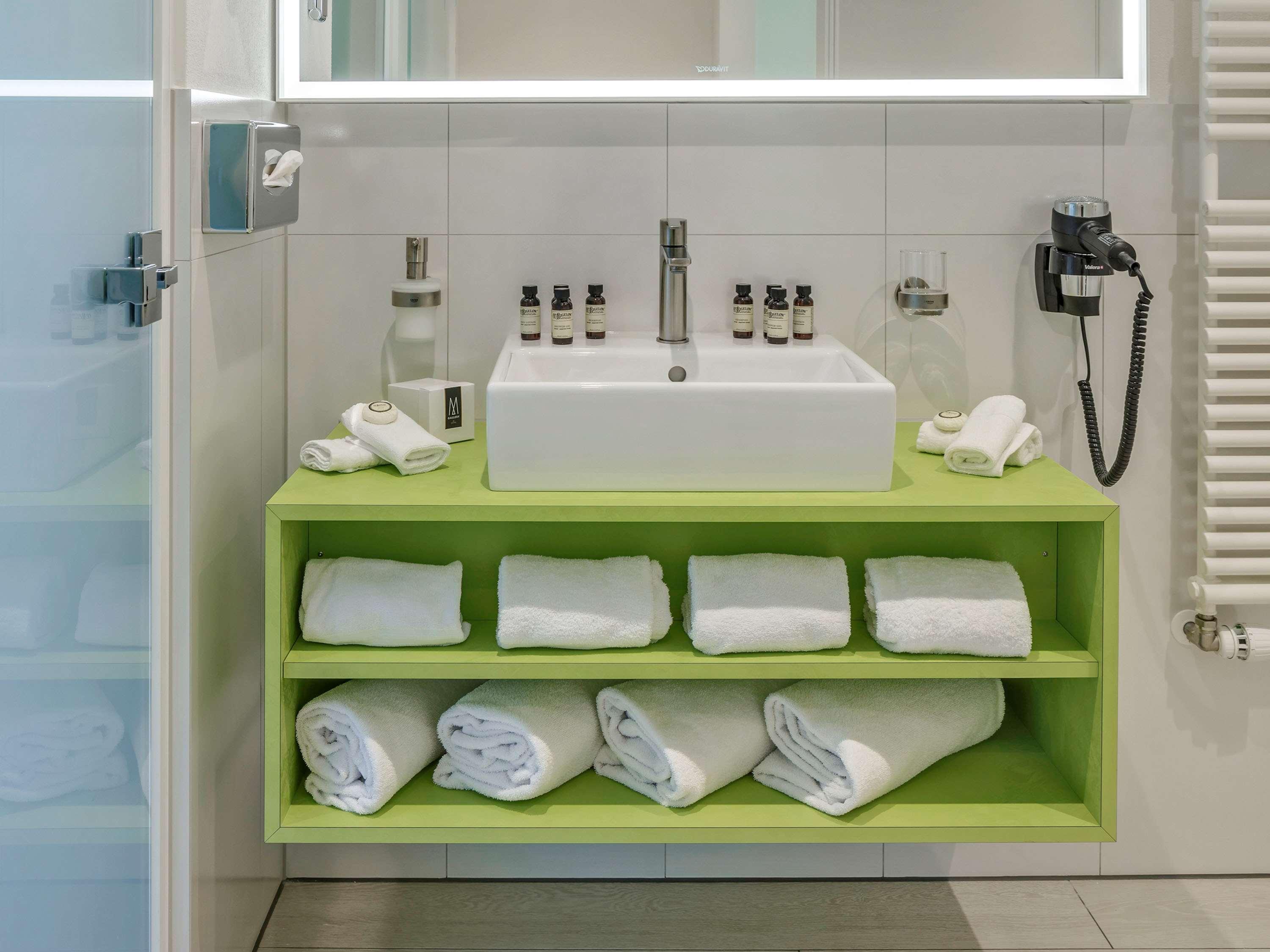 Apartment with Kitchenette