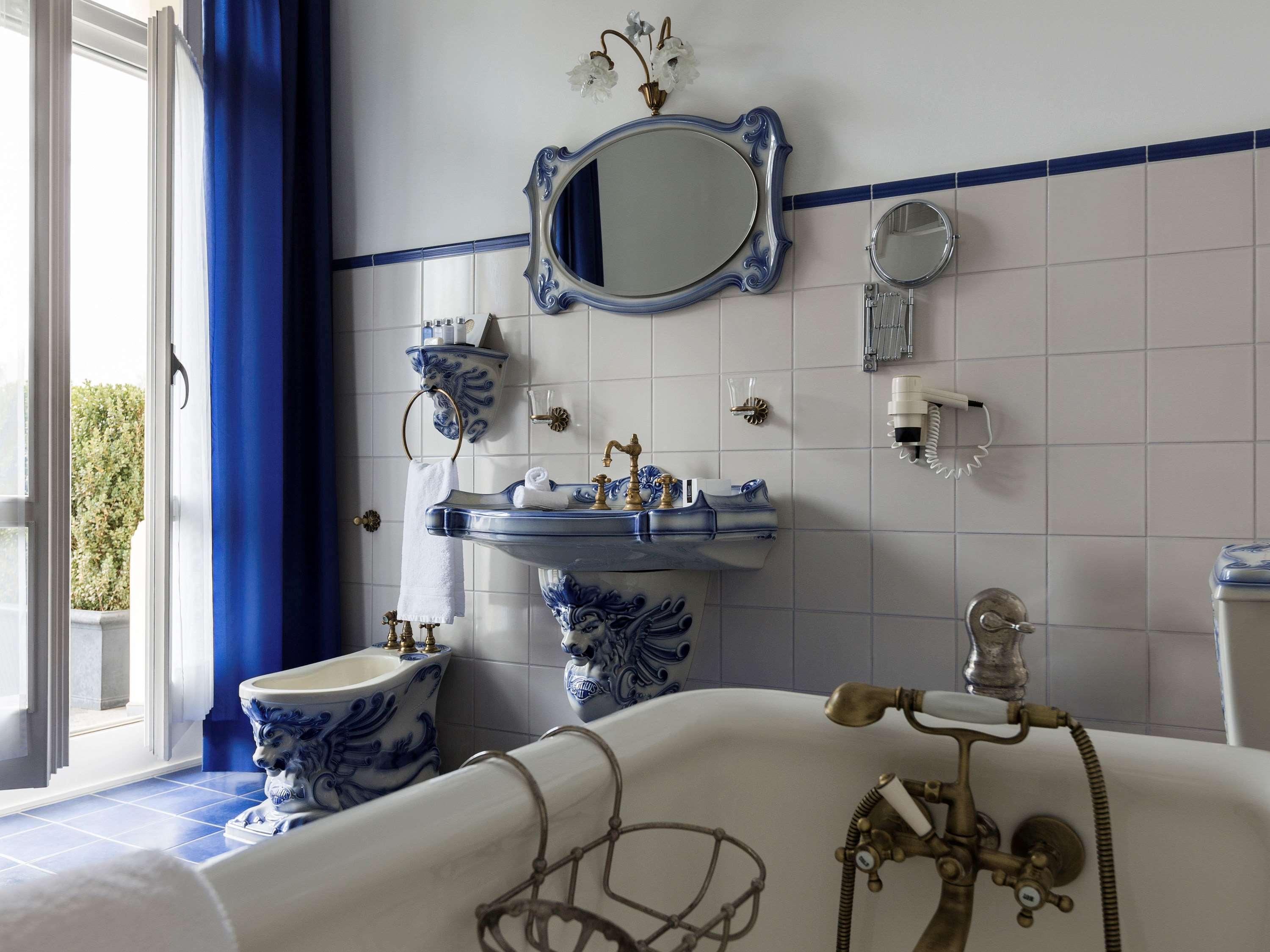 Double or Twin Superior