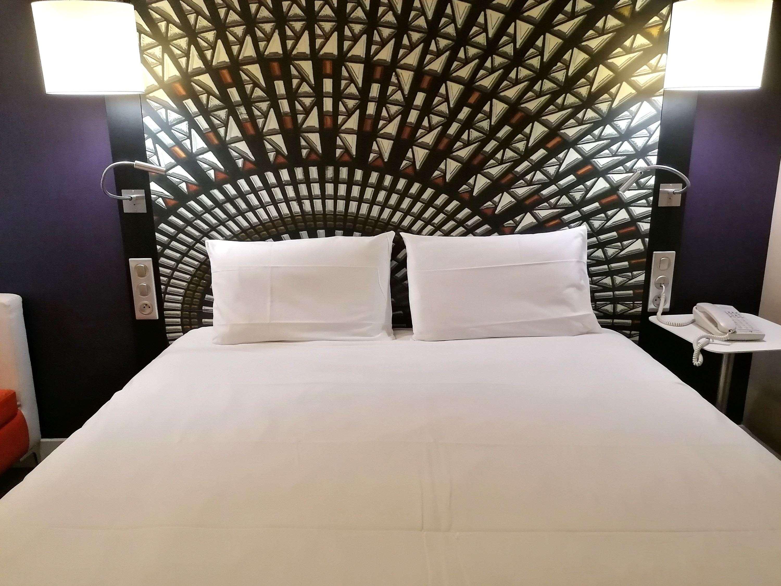 Double Classic Double Bed