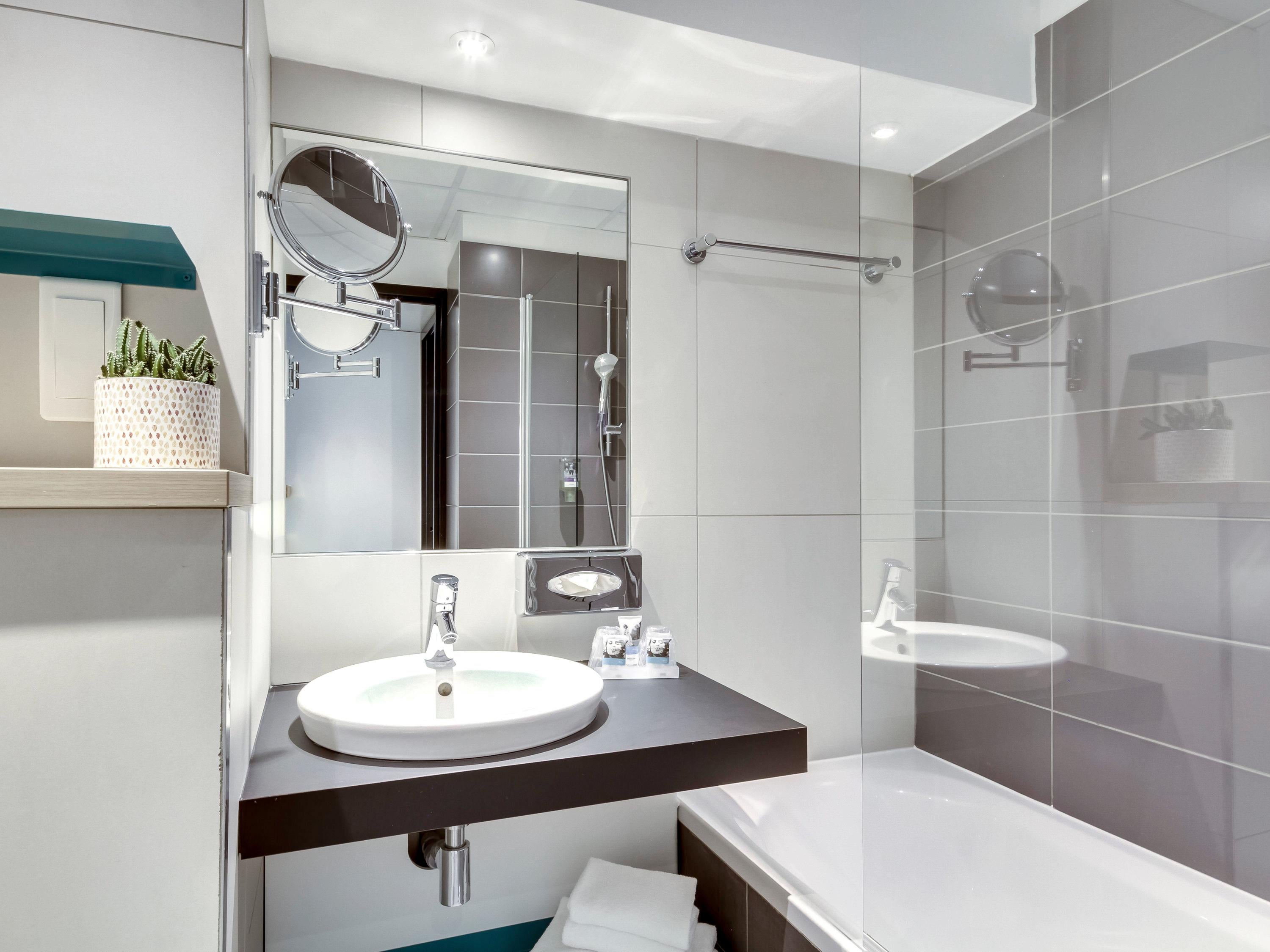 Double Superior Queen Bed