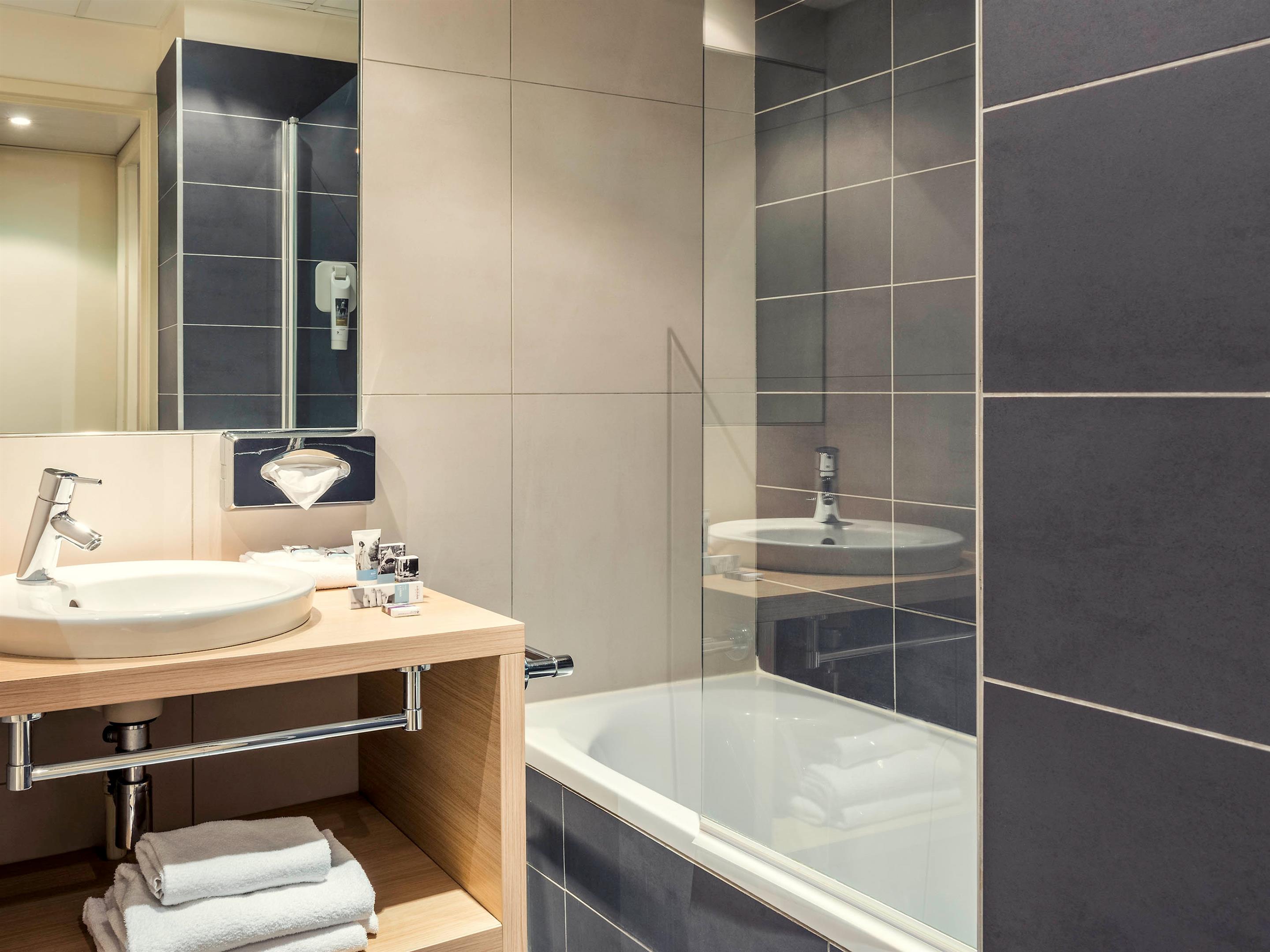 Double or Twin Standard