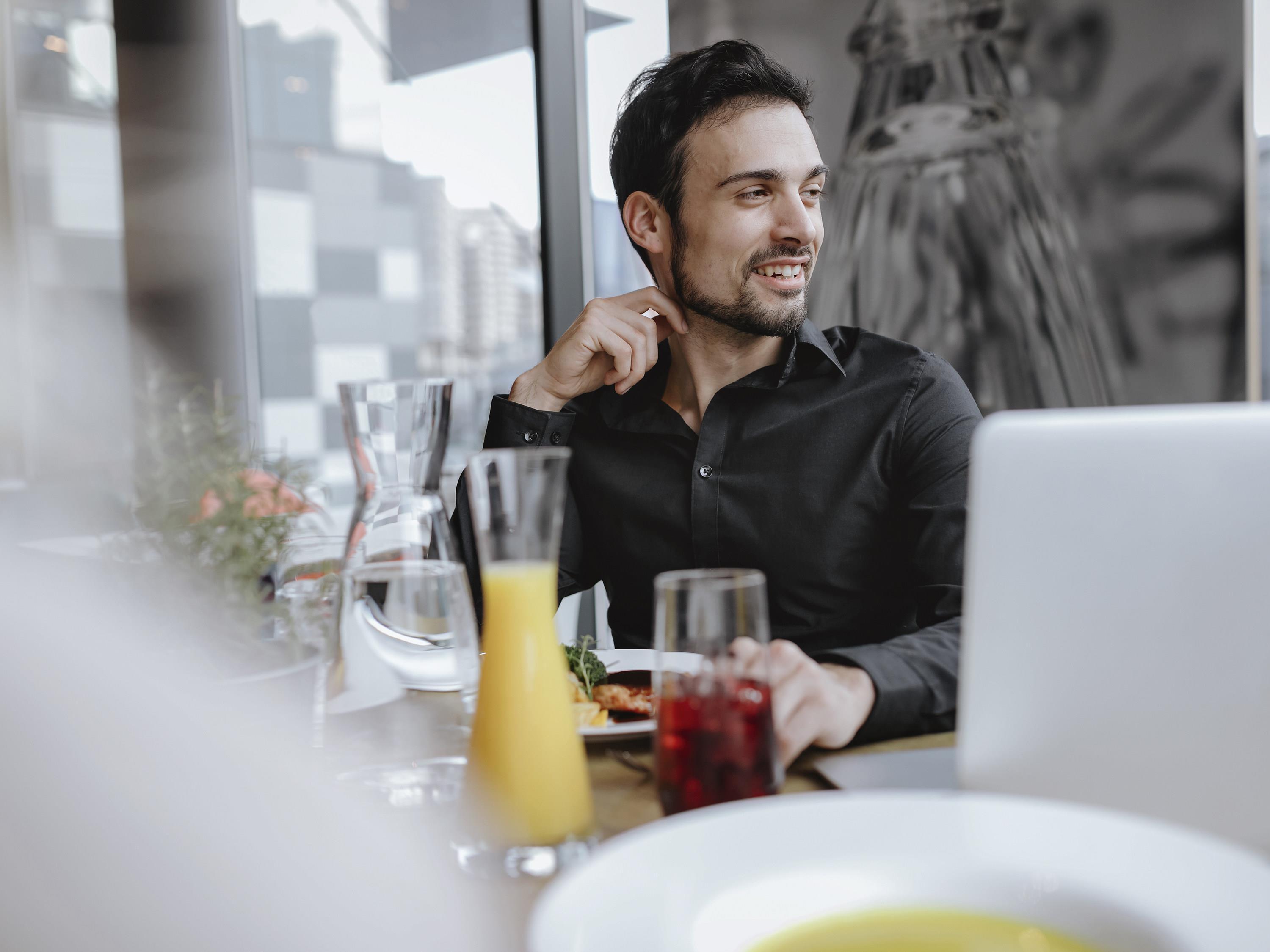 Double Premium Queen Bed