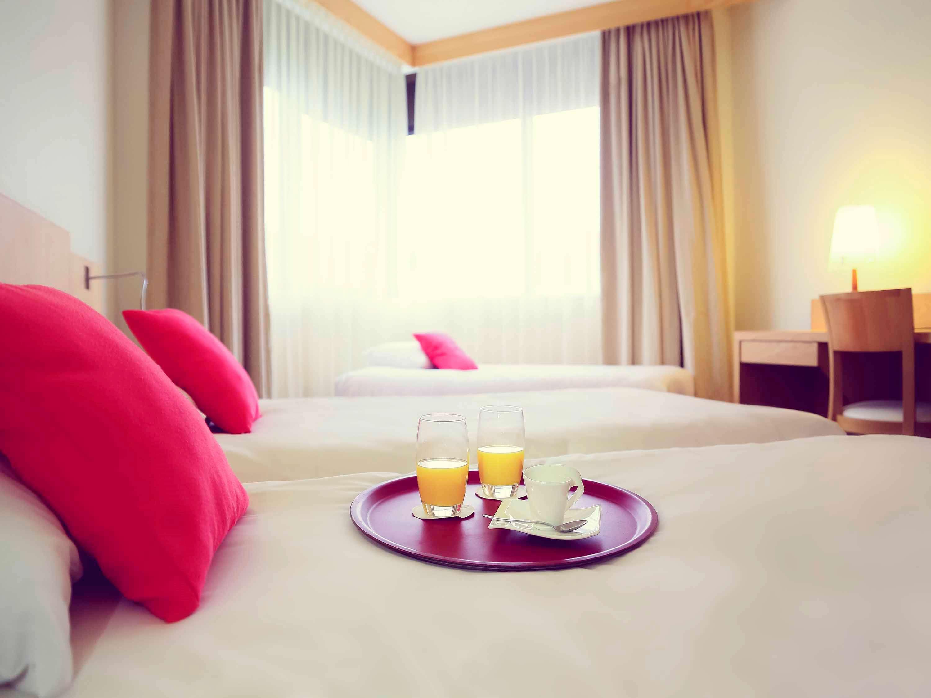 Double Classic Double Bed