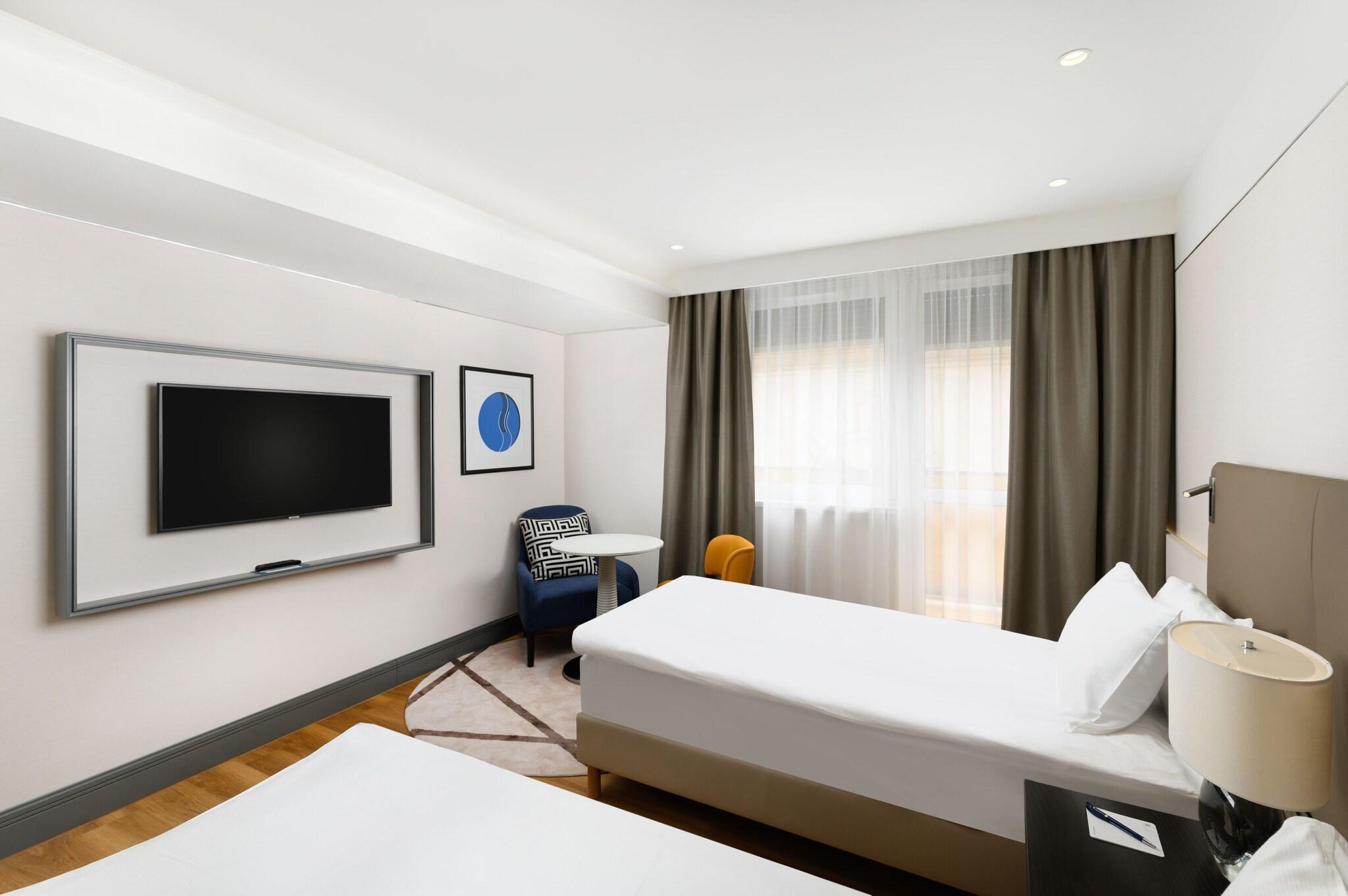 Twin Superior One Bedroom