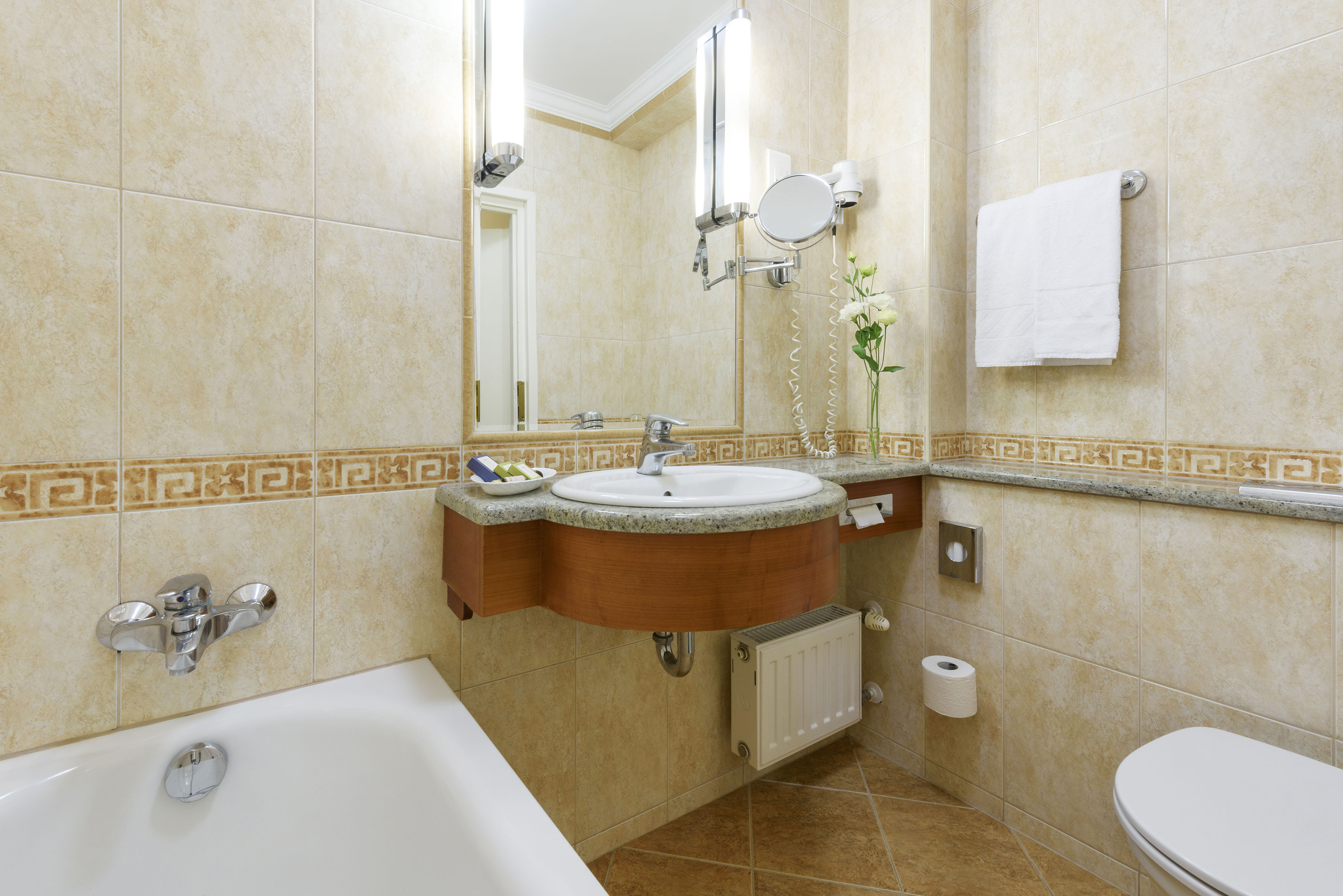 Double or Twin Standard