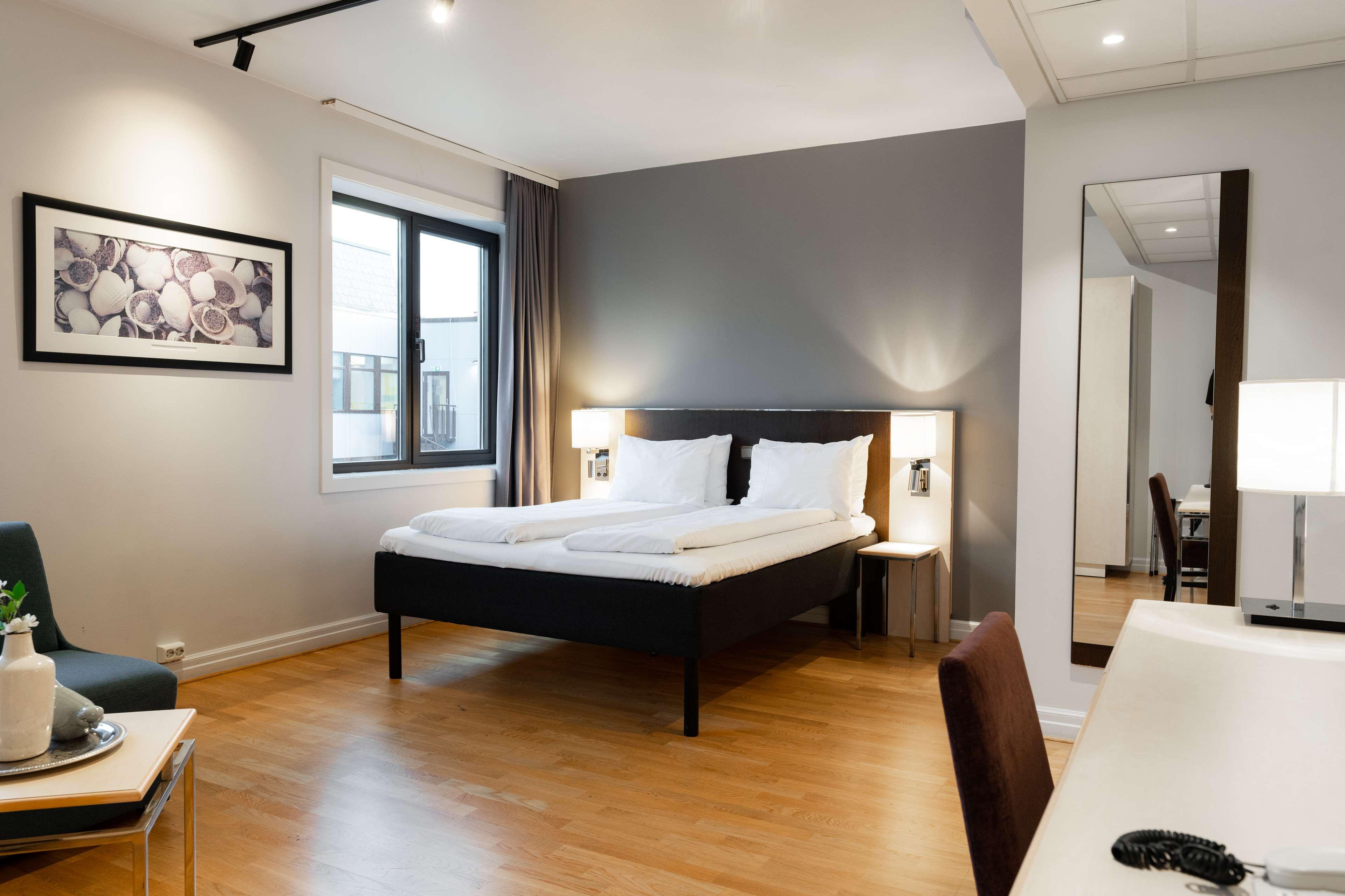 Double Superior King Bed