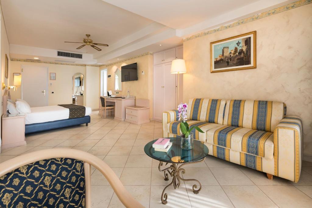 Suite Sea View with Balcony