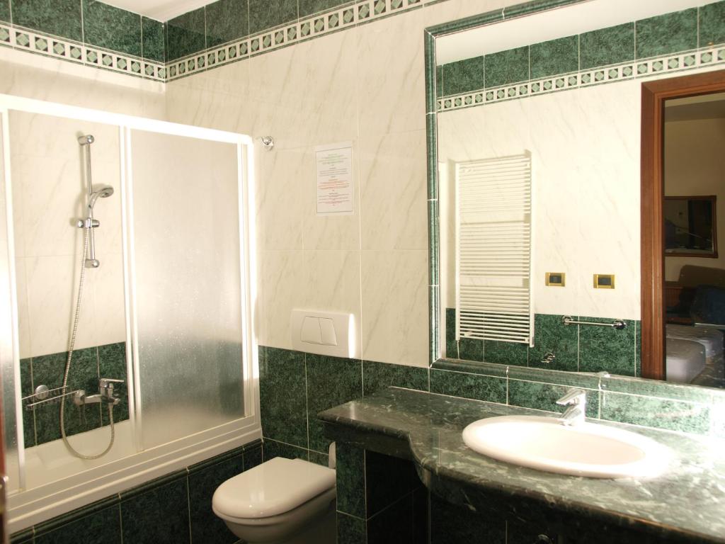 Quadruple with Balcony