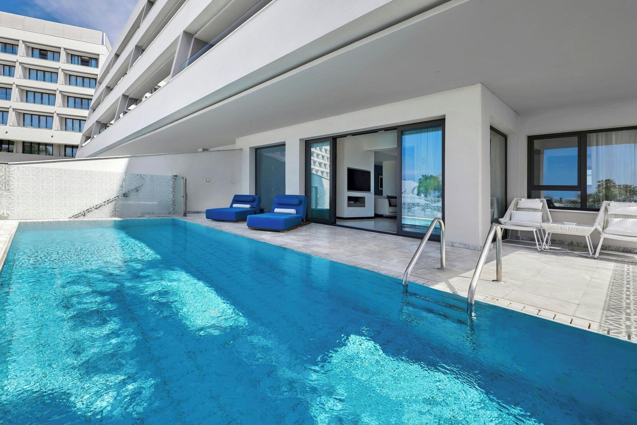 Suite King Bed One Bedroom 