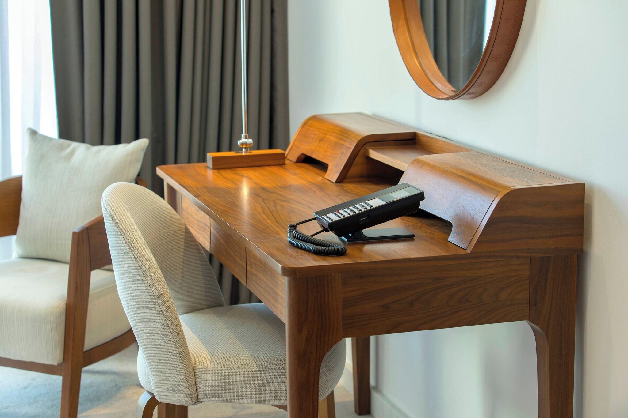 Twin Superior with Views