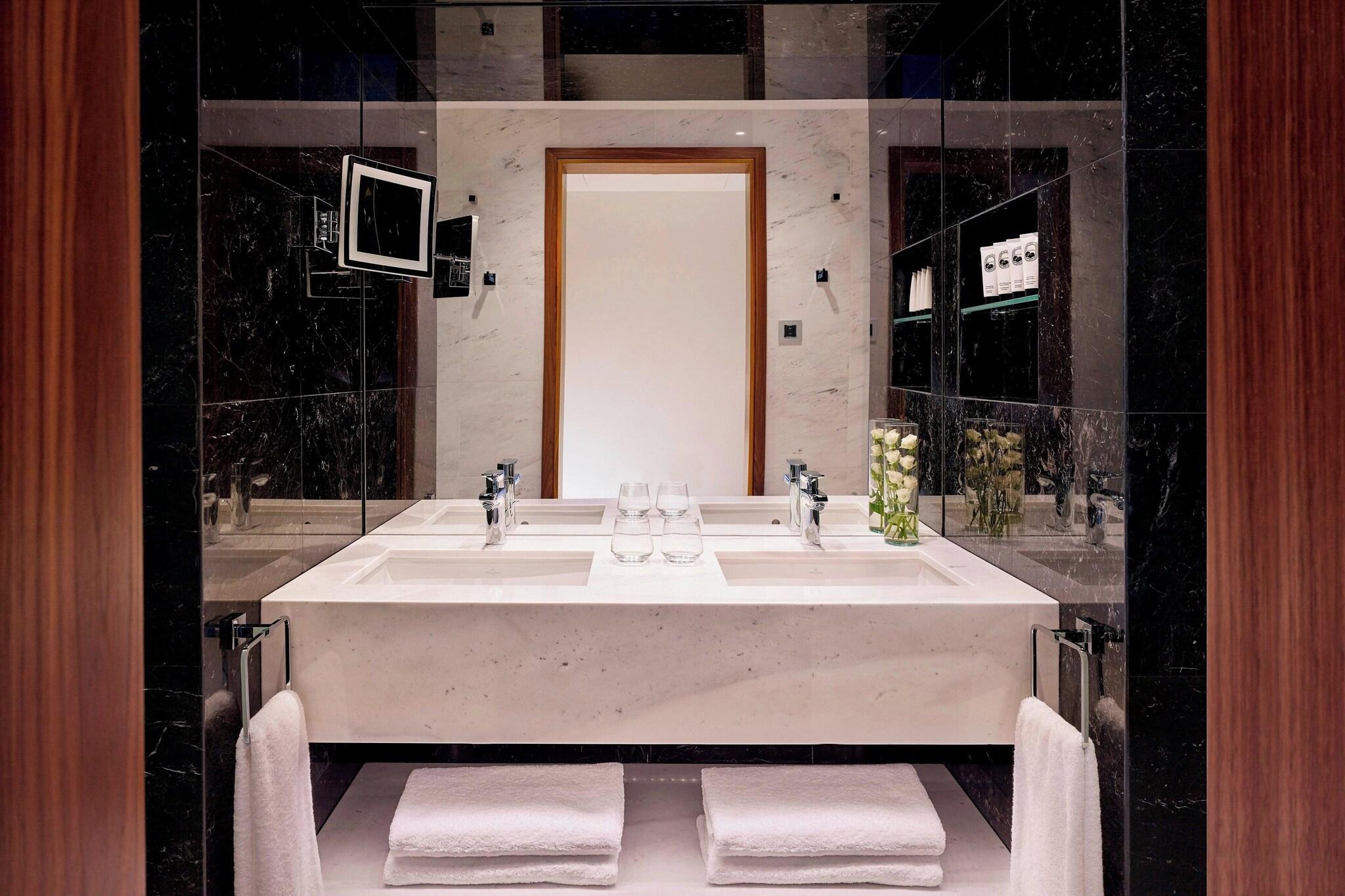 Twin Superior Sea View