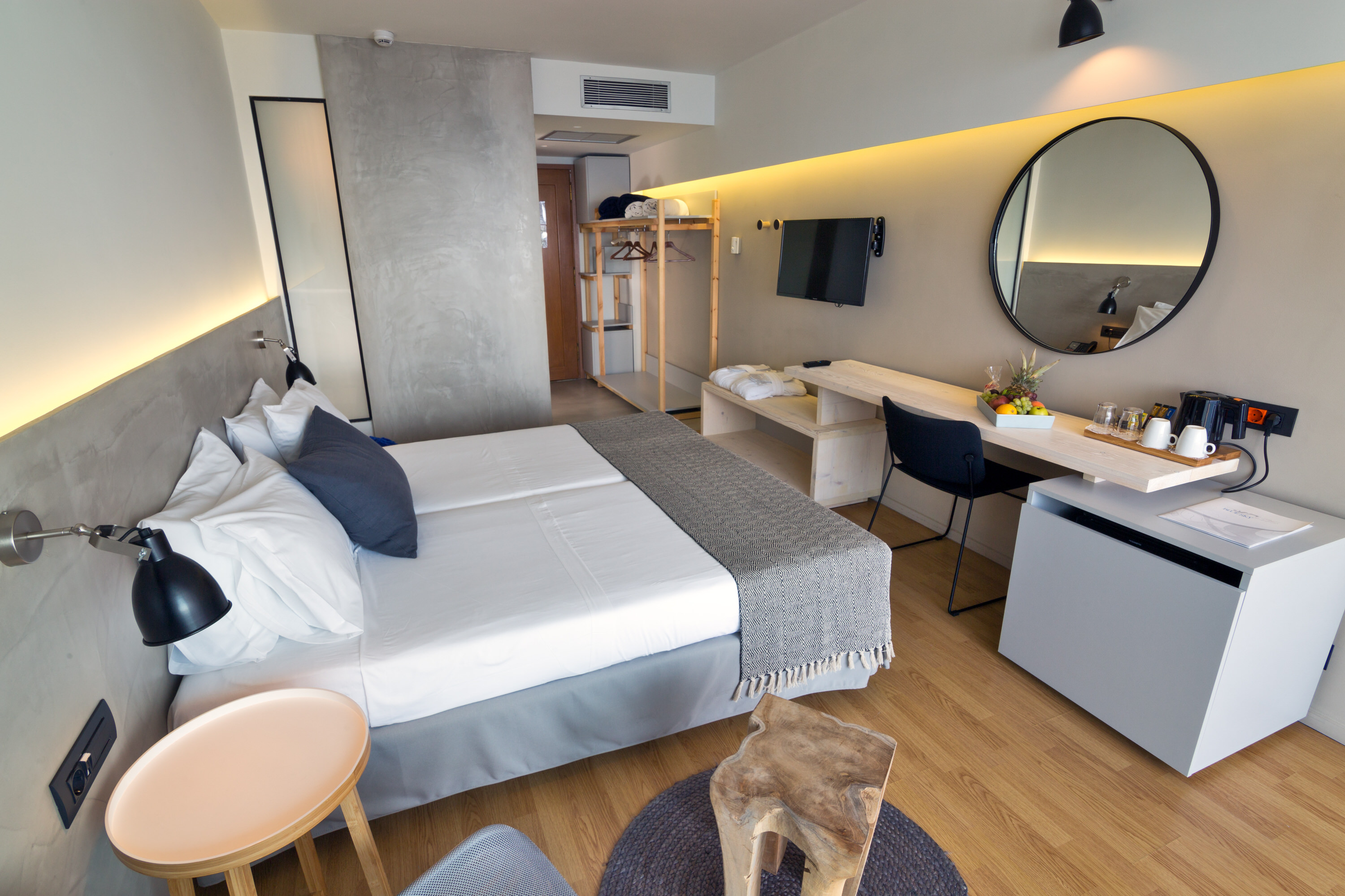 Double or Twin Deluxe Sea View