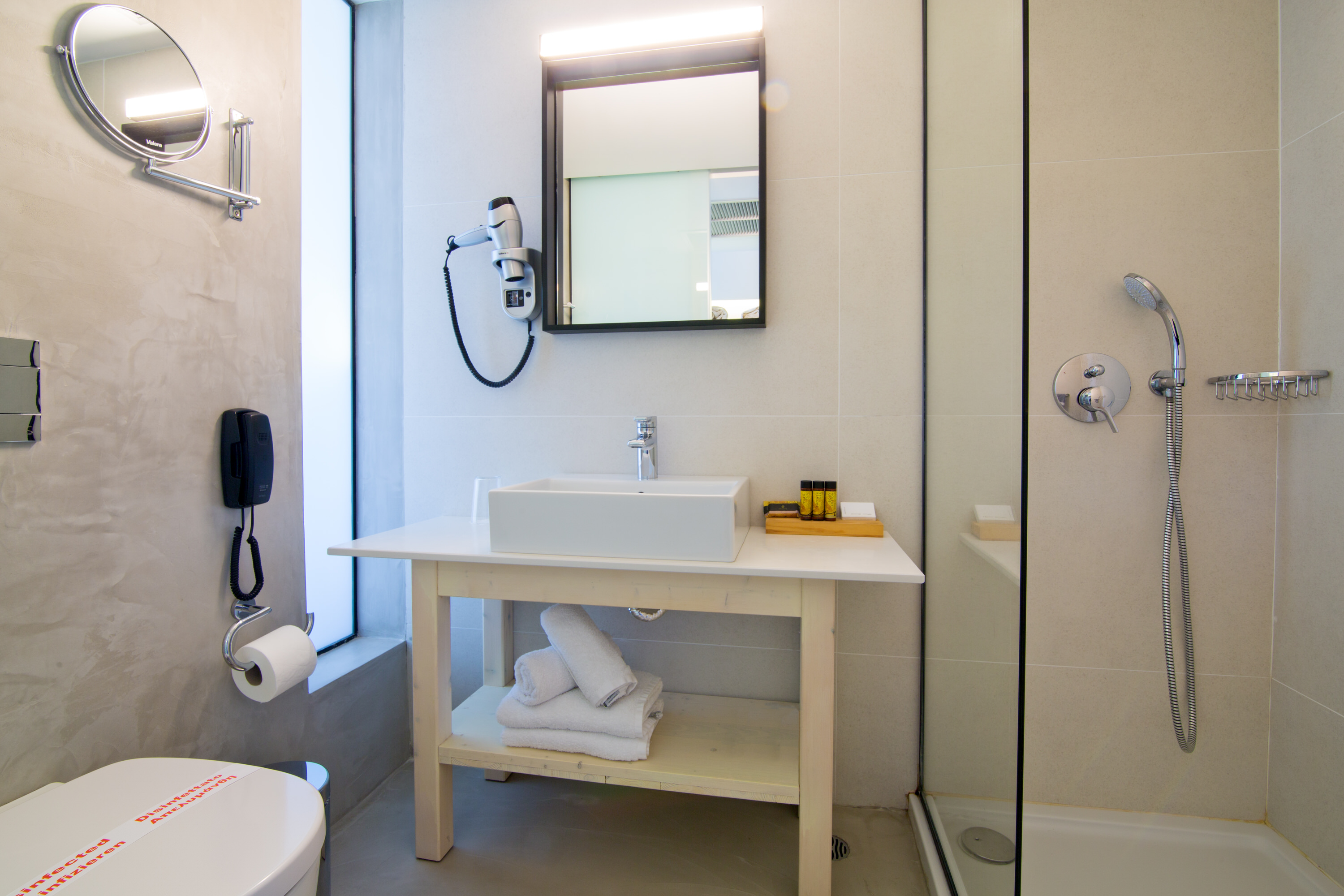 Double or Twin Deluxe Sea View