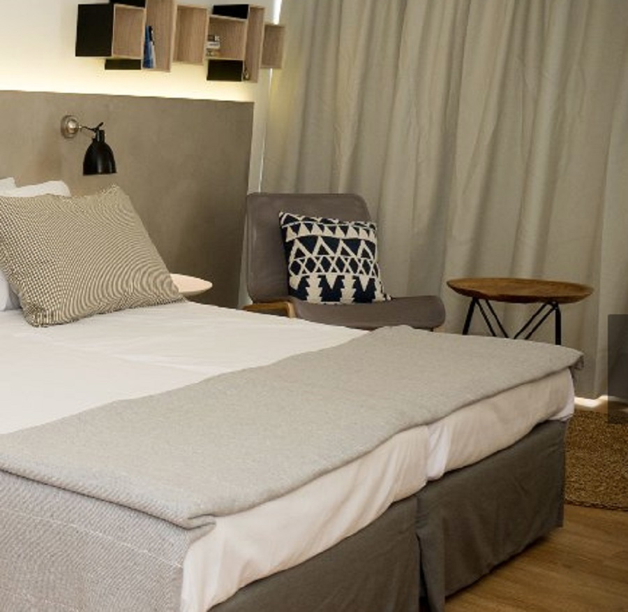 Single Without Balcony