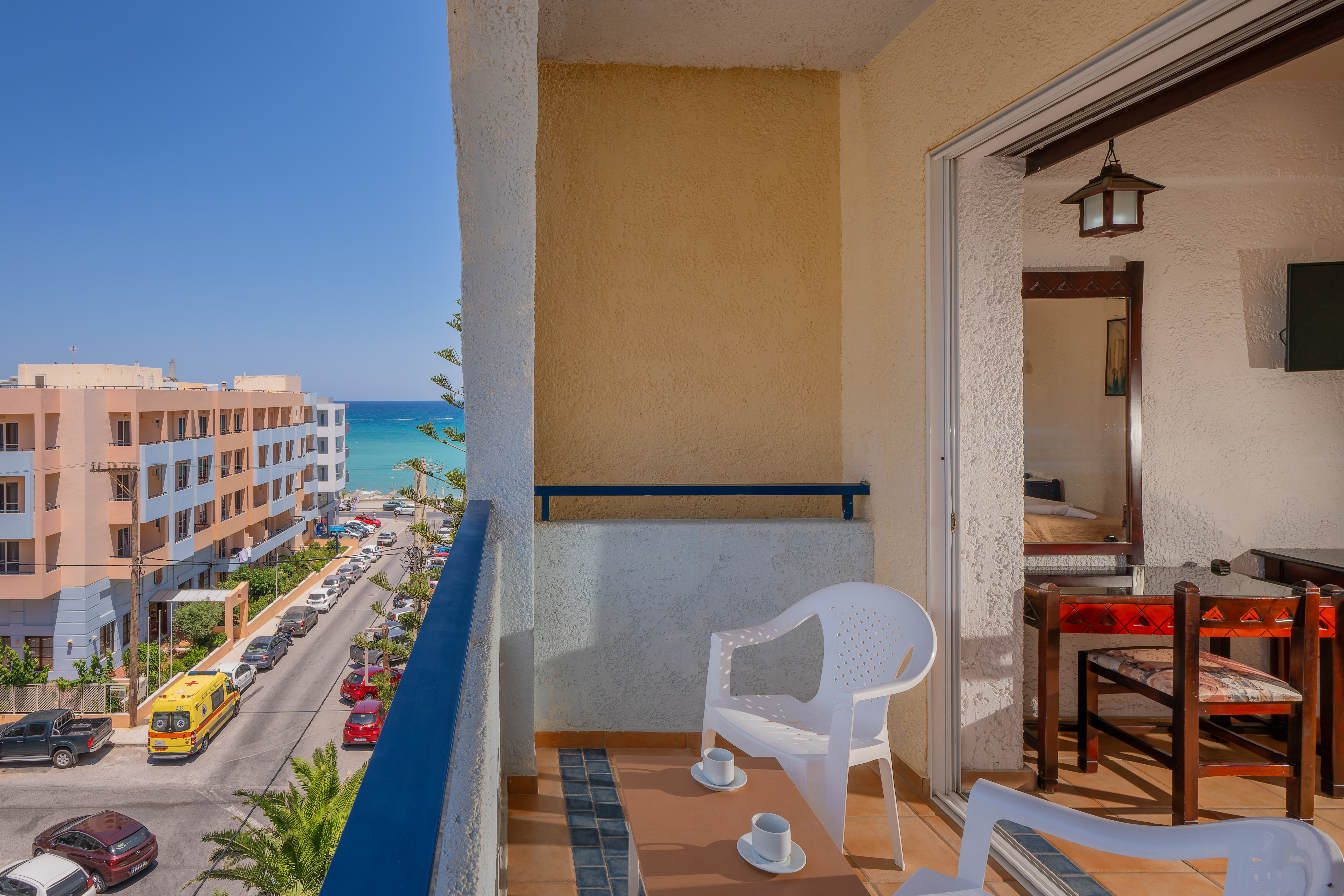 Studio Side Sea View