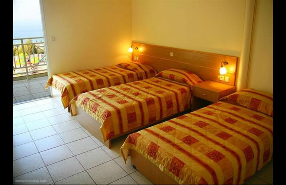 Family Room Garden View