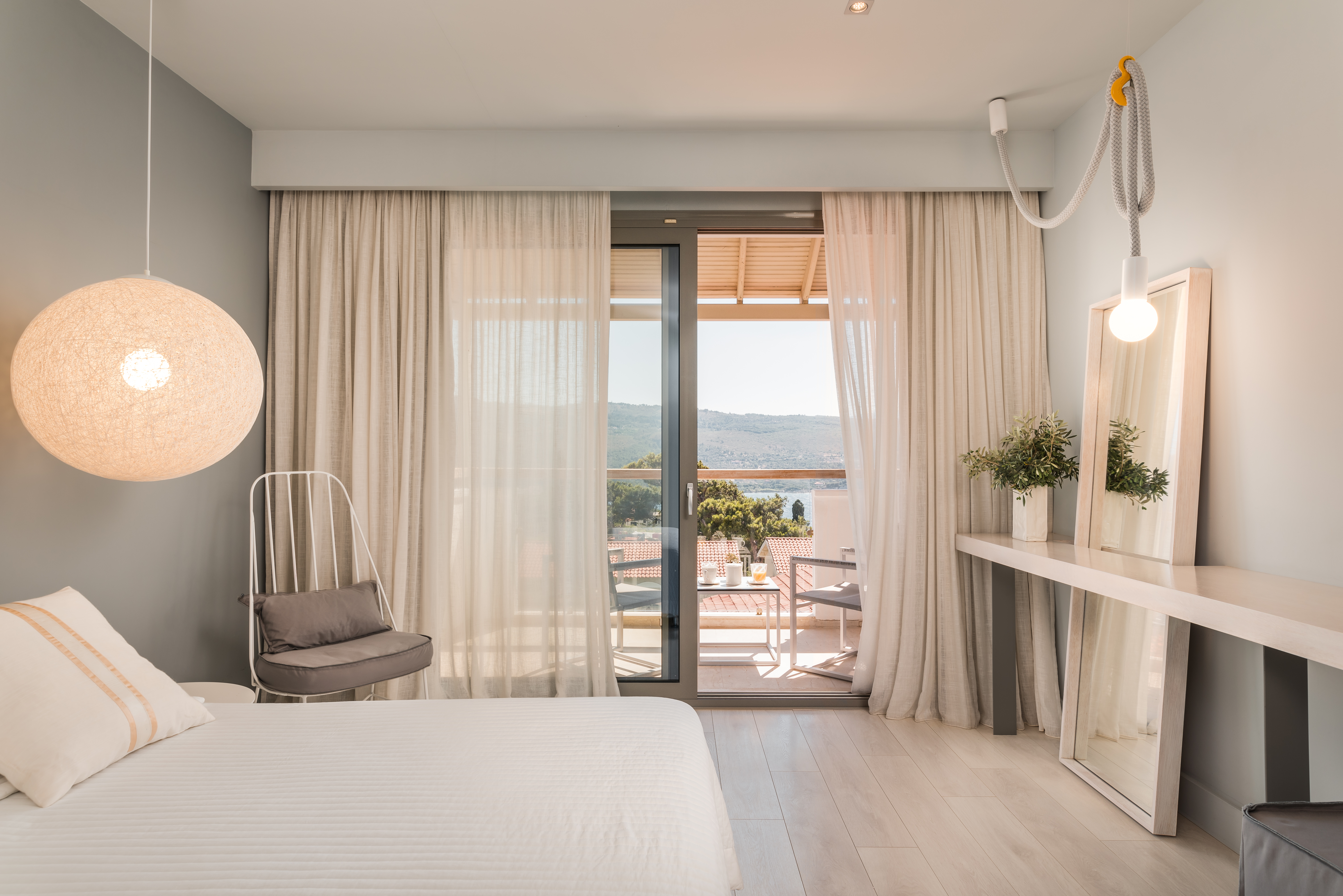 Double or Twin Deluxe Sea View