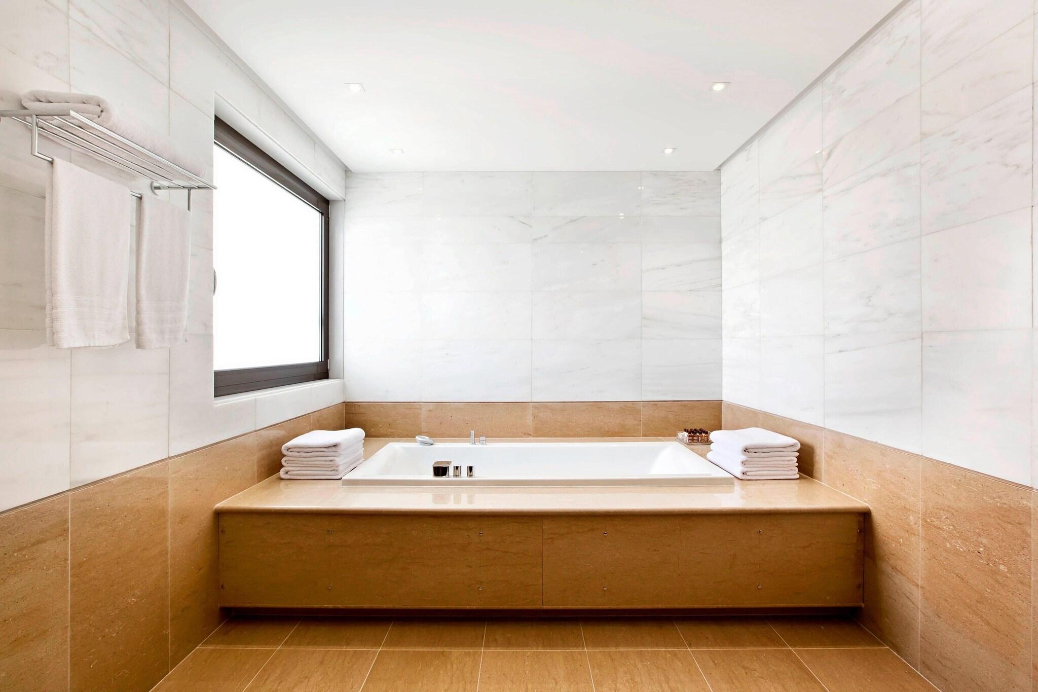 Suite Presidential with Views