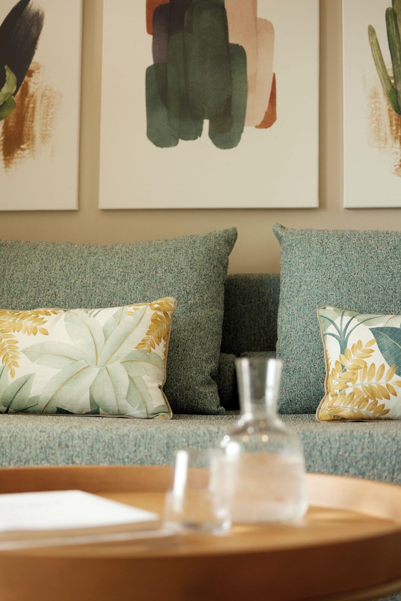 Family Room Superior with Views