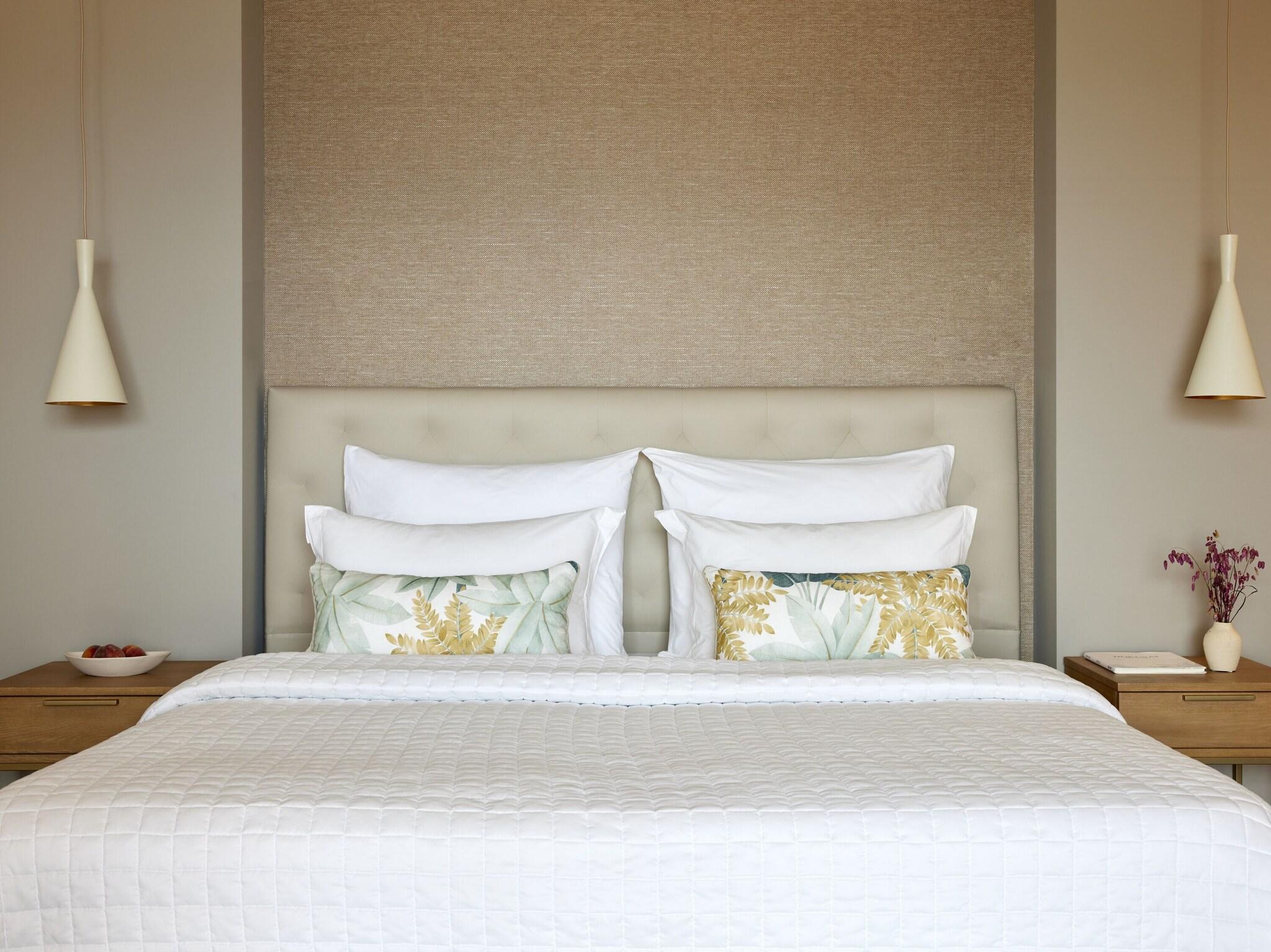 Family Room Superior with Views