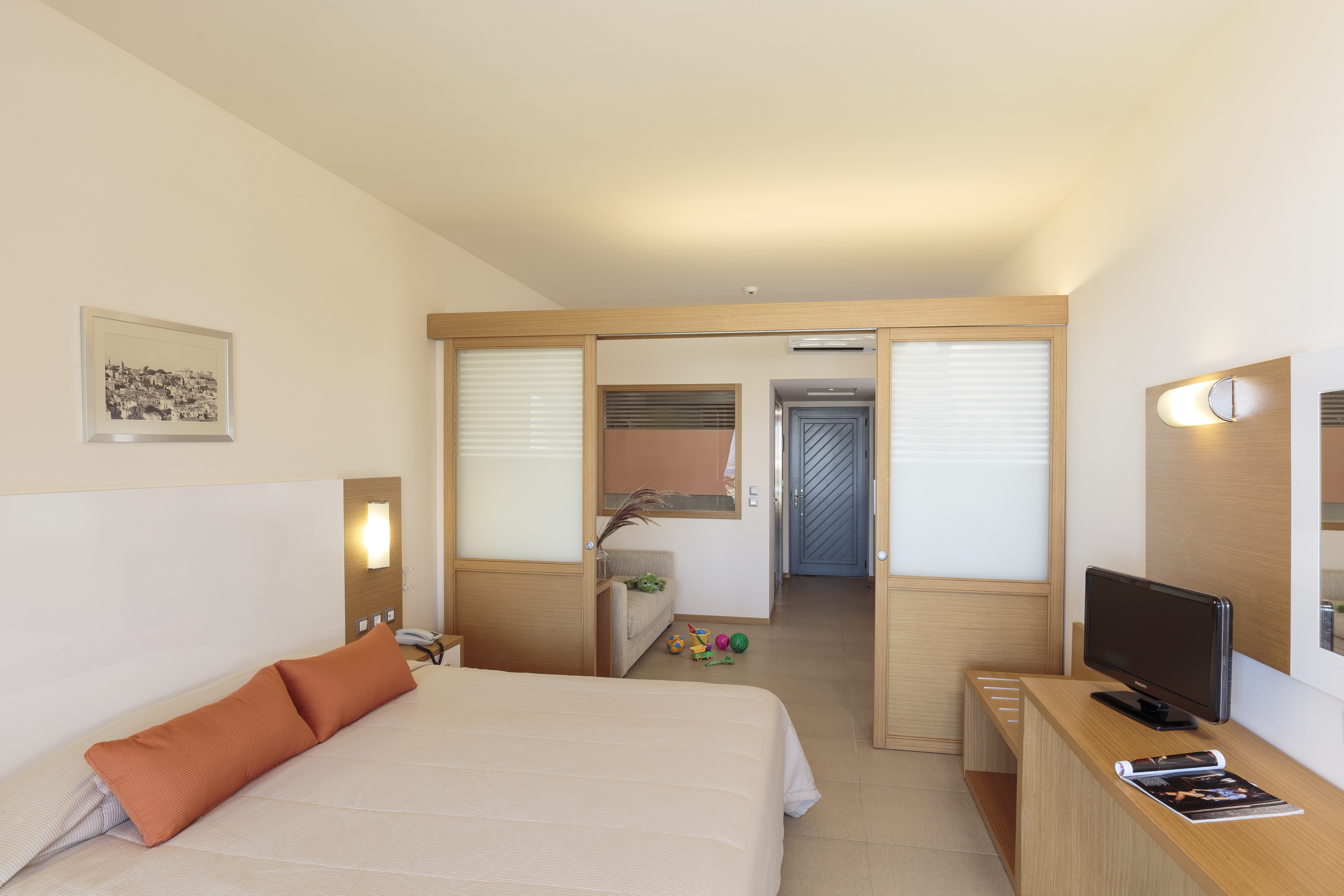 Family Room Garden View