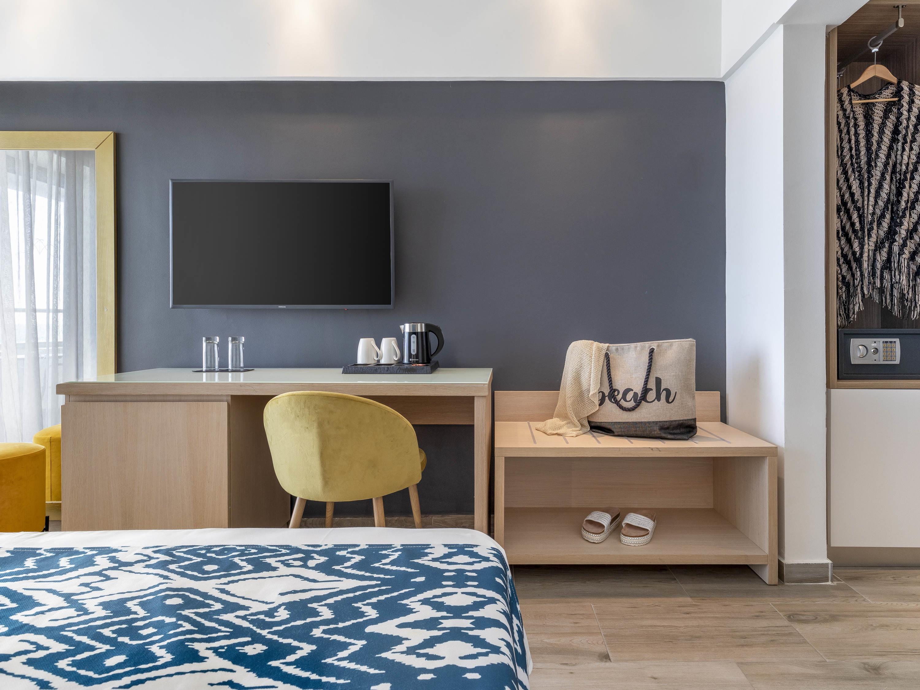 Double Classic King Bed