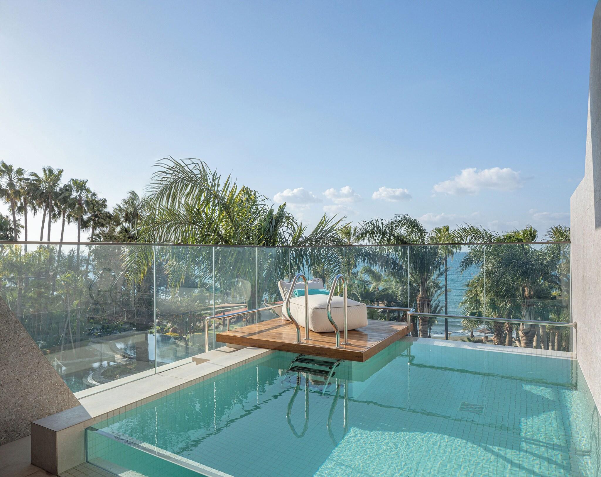 Junior Suite with Private Pool