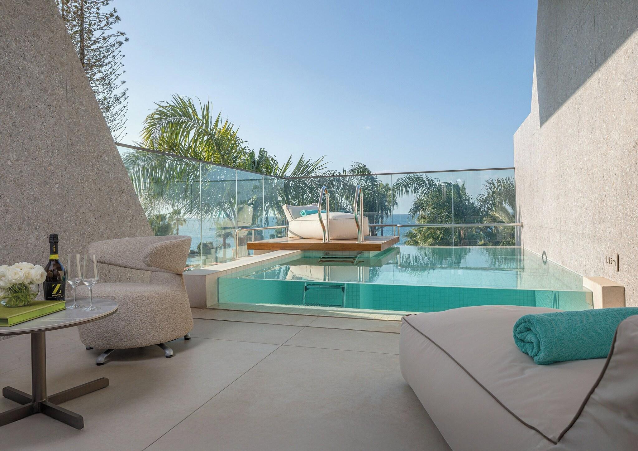 Junior Suite with Private Pool